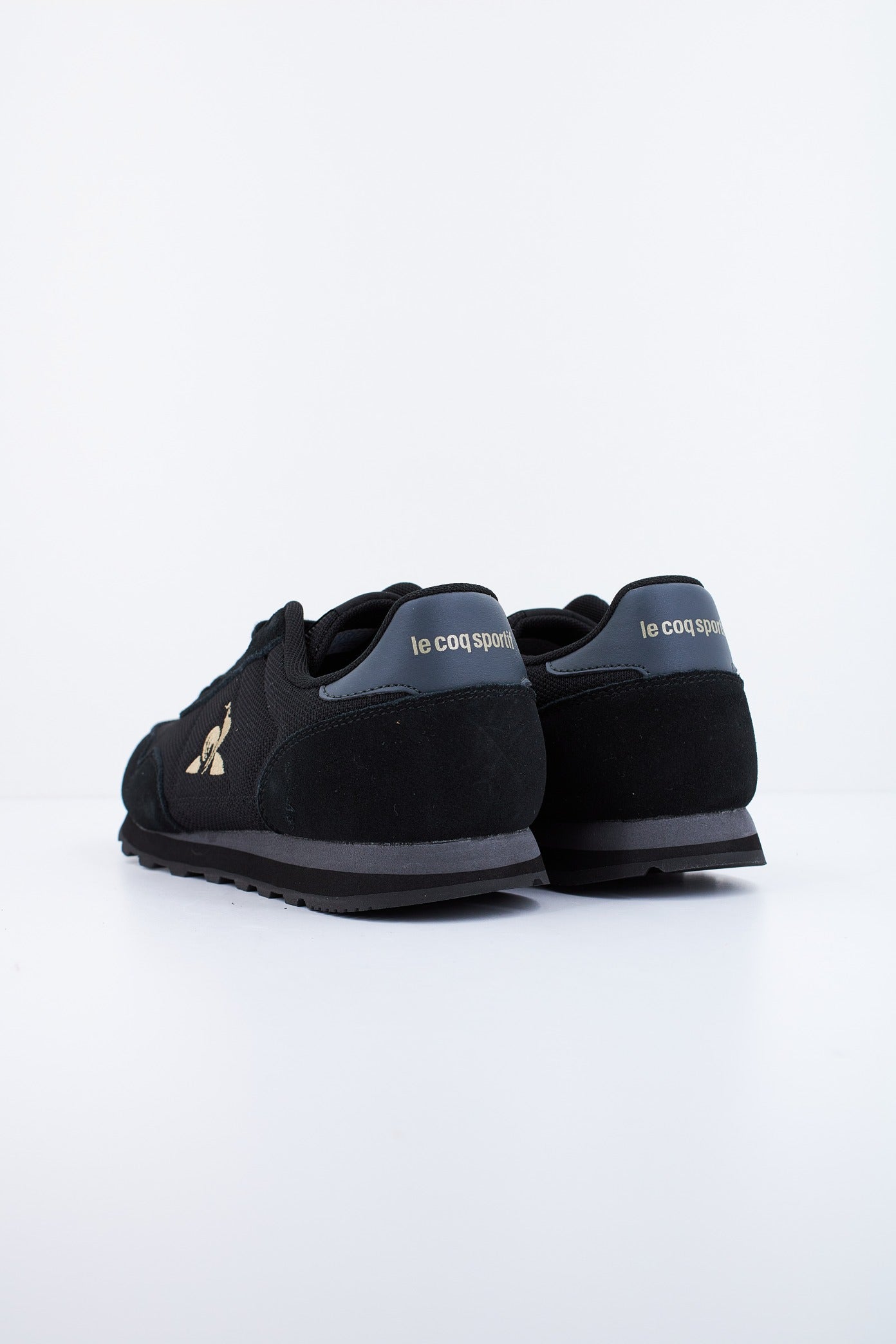 LE COQ SPORTIF ASTRA en color NEGRO  (3)