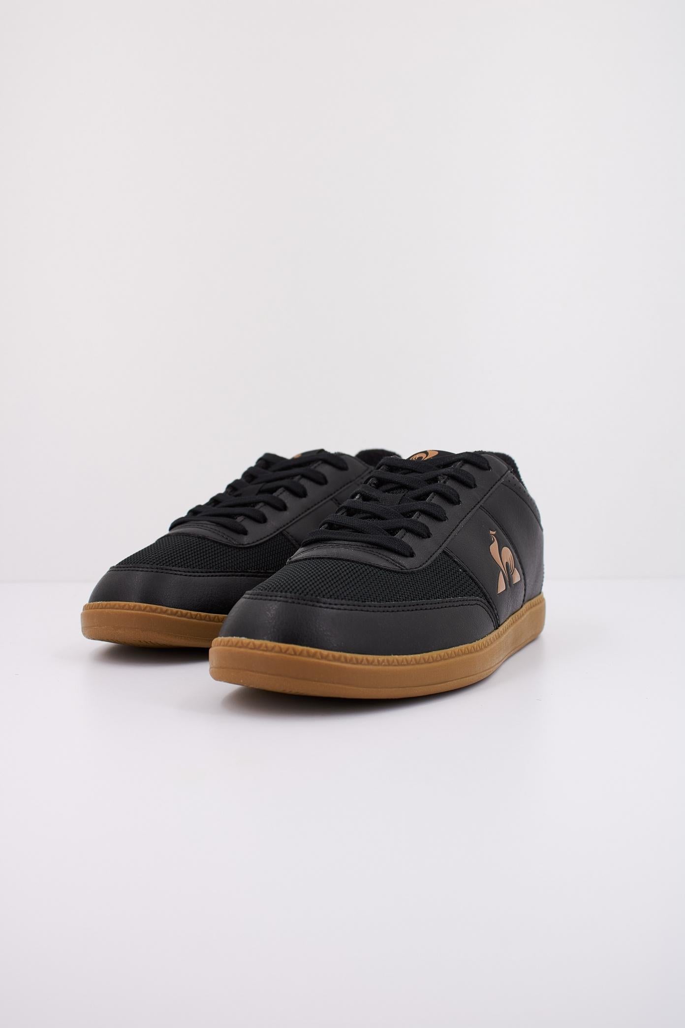 LE COQ SPORTIF LCS DERBY_ en color NEGRO  (2)