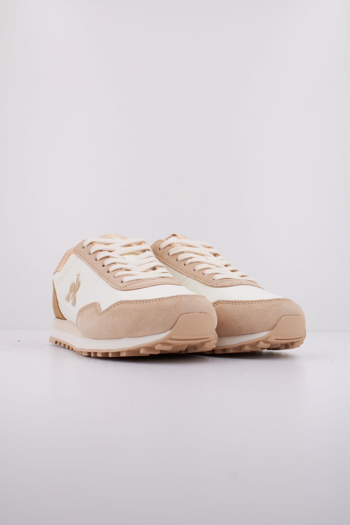 LE COQ SPORTIF ASTRA_ en color MARRON CLARO  (2)