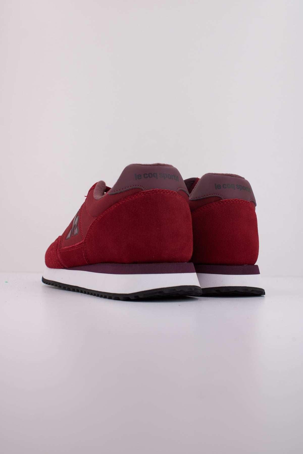 LE COQ SPORTIF JET STAR_ en color ROJO  (4)