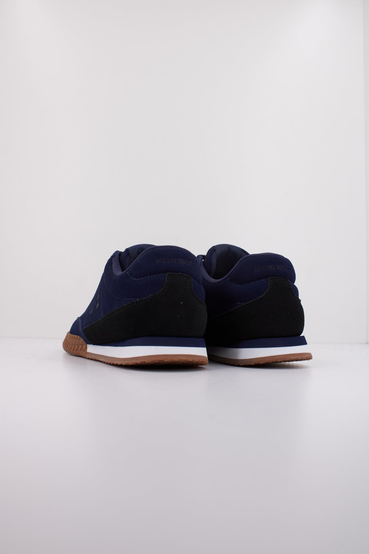 LE COQ SPORTIF  VELOCE I  en color AZUL  (4)