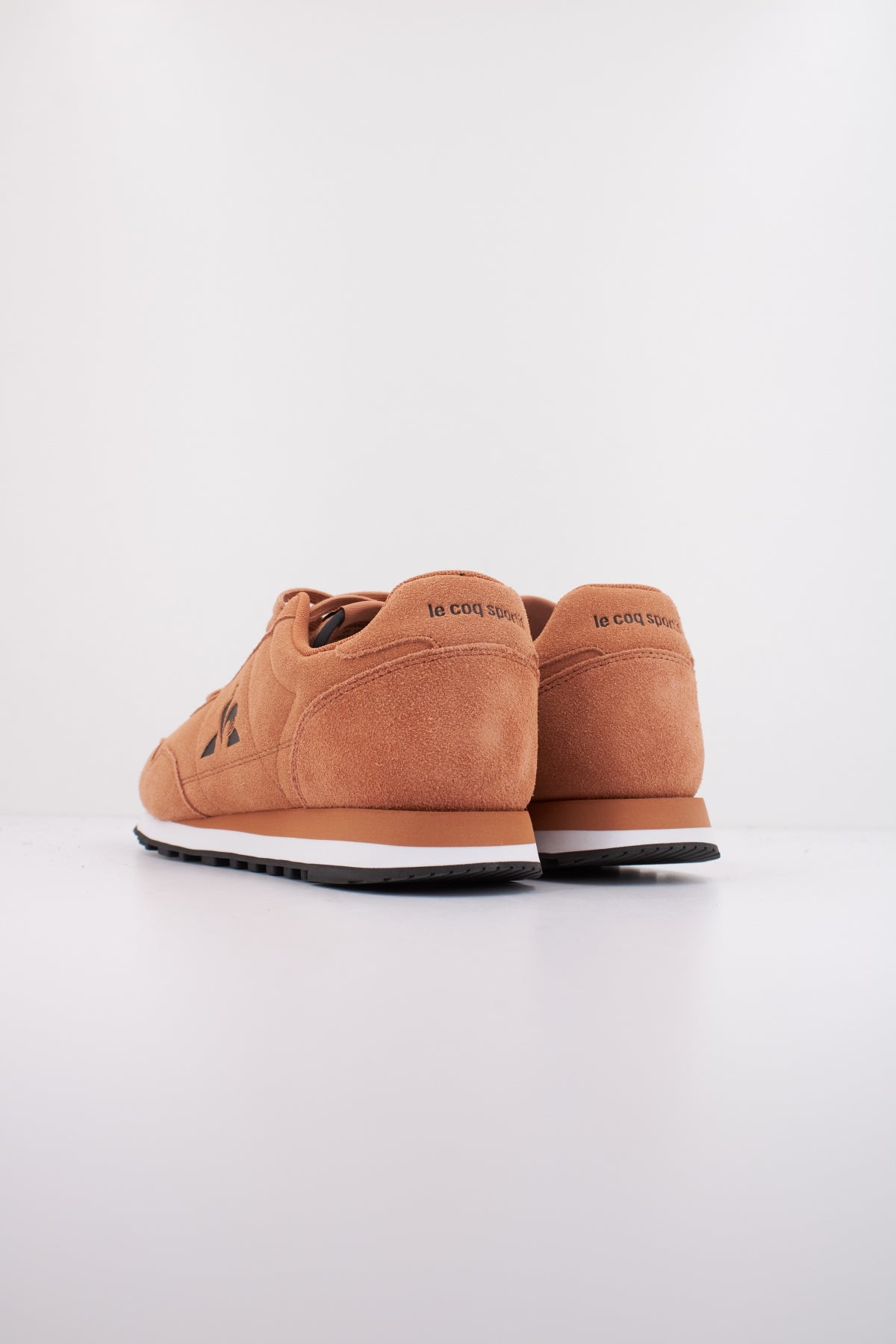 LE COQ SPORTIF ASTRA_ en color NARANJA  (4)