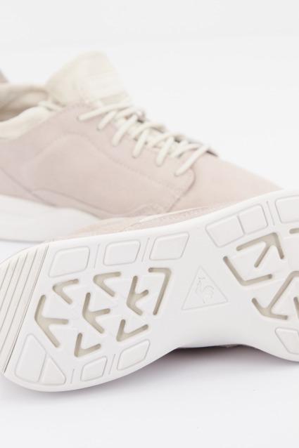 LE COQ SPORTIF LCS R FLOW W METALLIC SUEDE en color ROSA  (4)