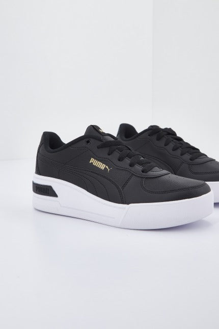 PUMA SKYE WEDGE en color NEGRO  (1)
