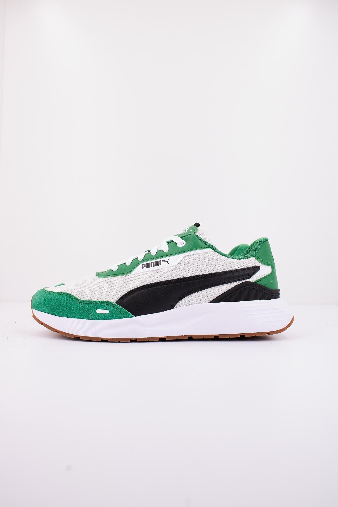 PUMA RUNTAMED PLUS en color VERDE  (1)