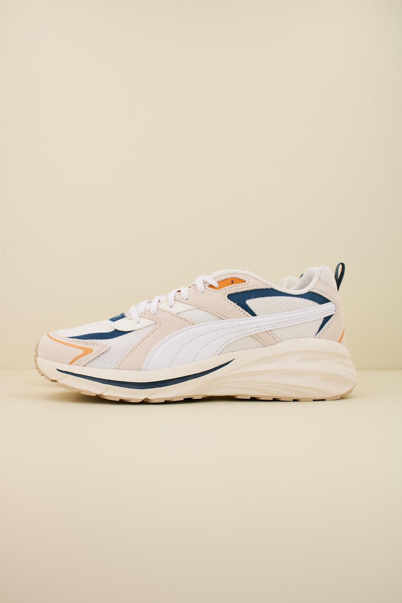 PUMA HYPNOTIC en color BEIS  (1)