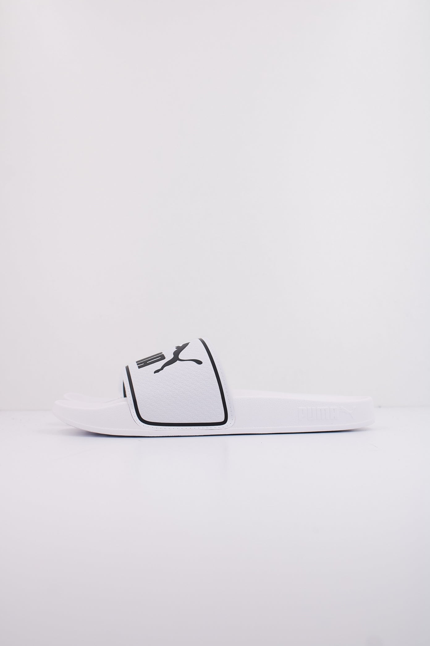 PUMA LEADCAT . en color BLANCO  (1)