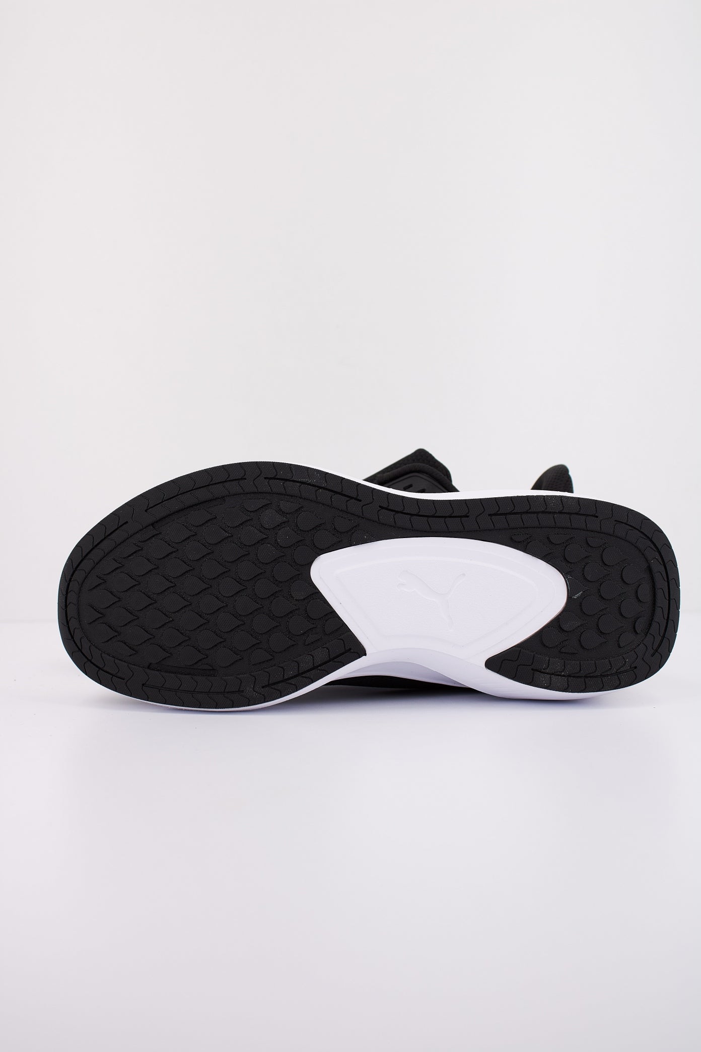 PUMA SKYROCKET LITE en color NEGRO  (5)