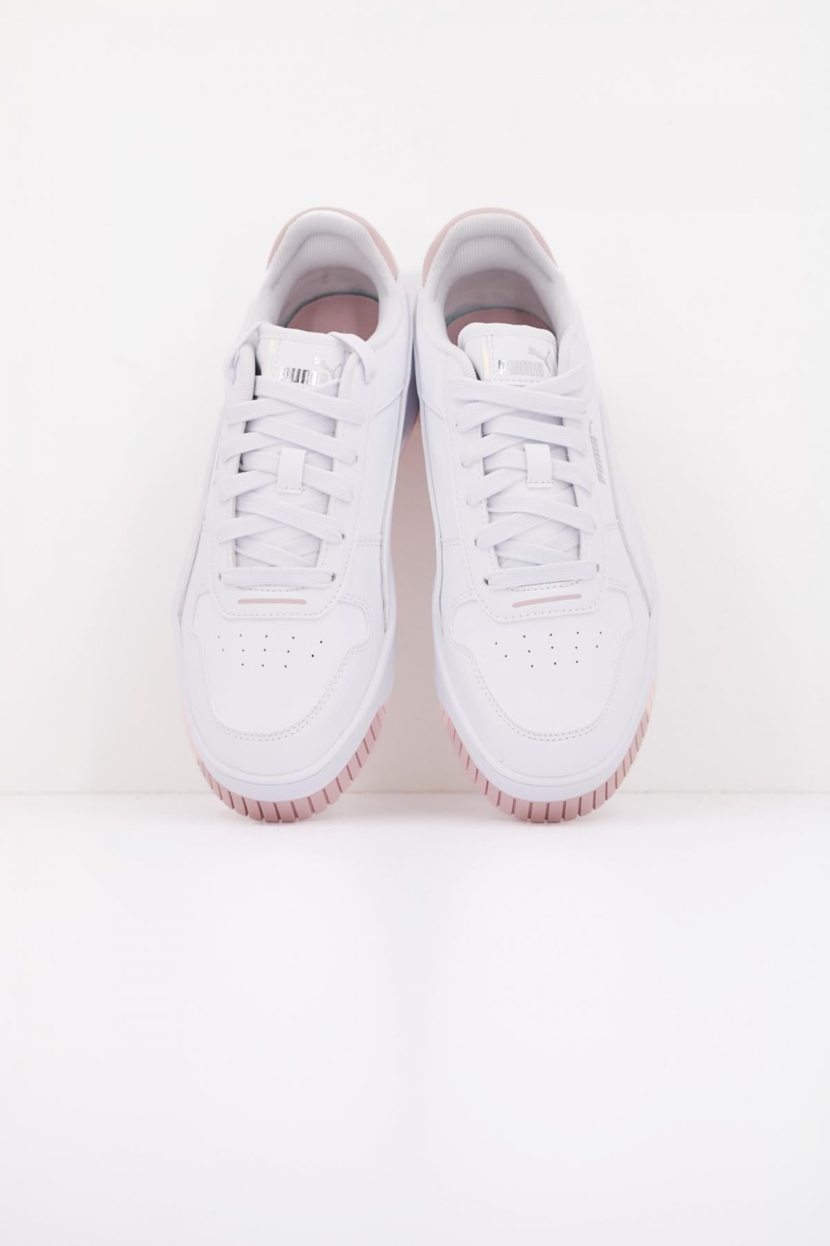 PUMA CARINA STREET HOLO . JR en color BLANCO  (3)