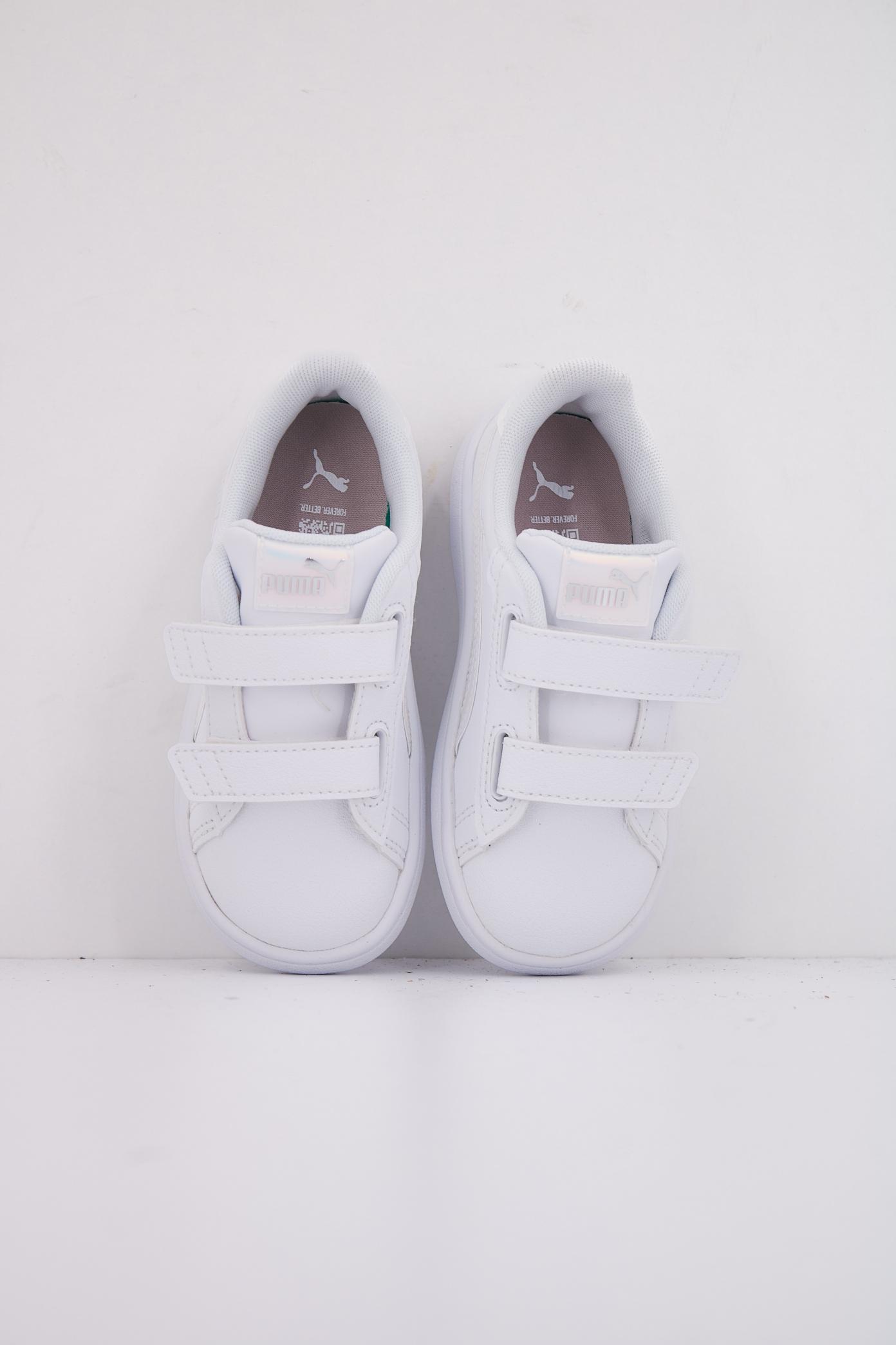 PUMA SMASH . HOLO . V en color BLANCO  (3)