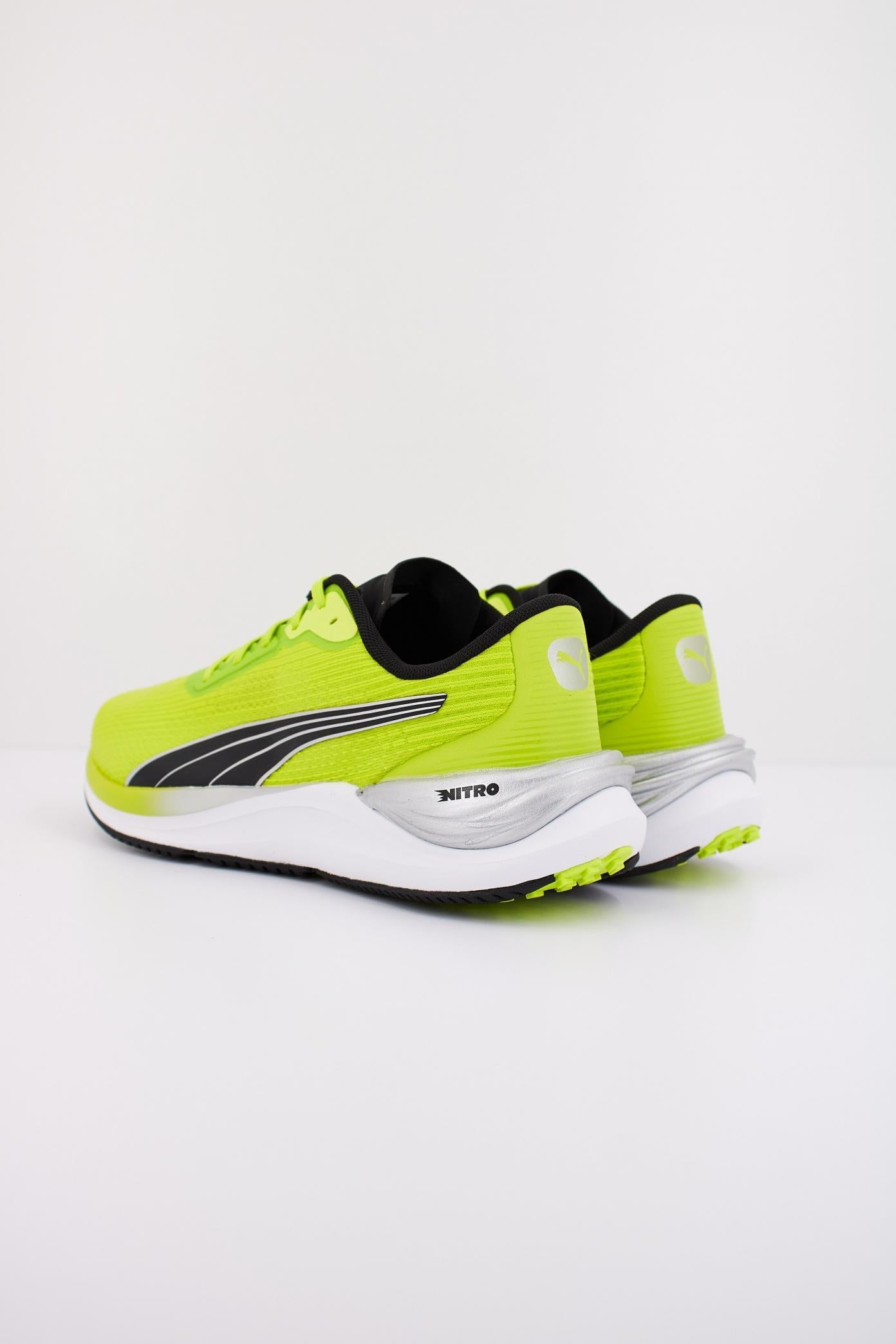 PUMA ELECTRIFY NITRO  en color VERDE  (4)