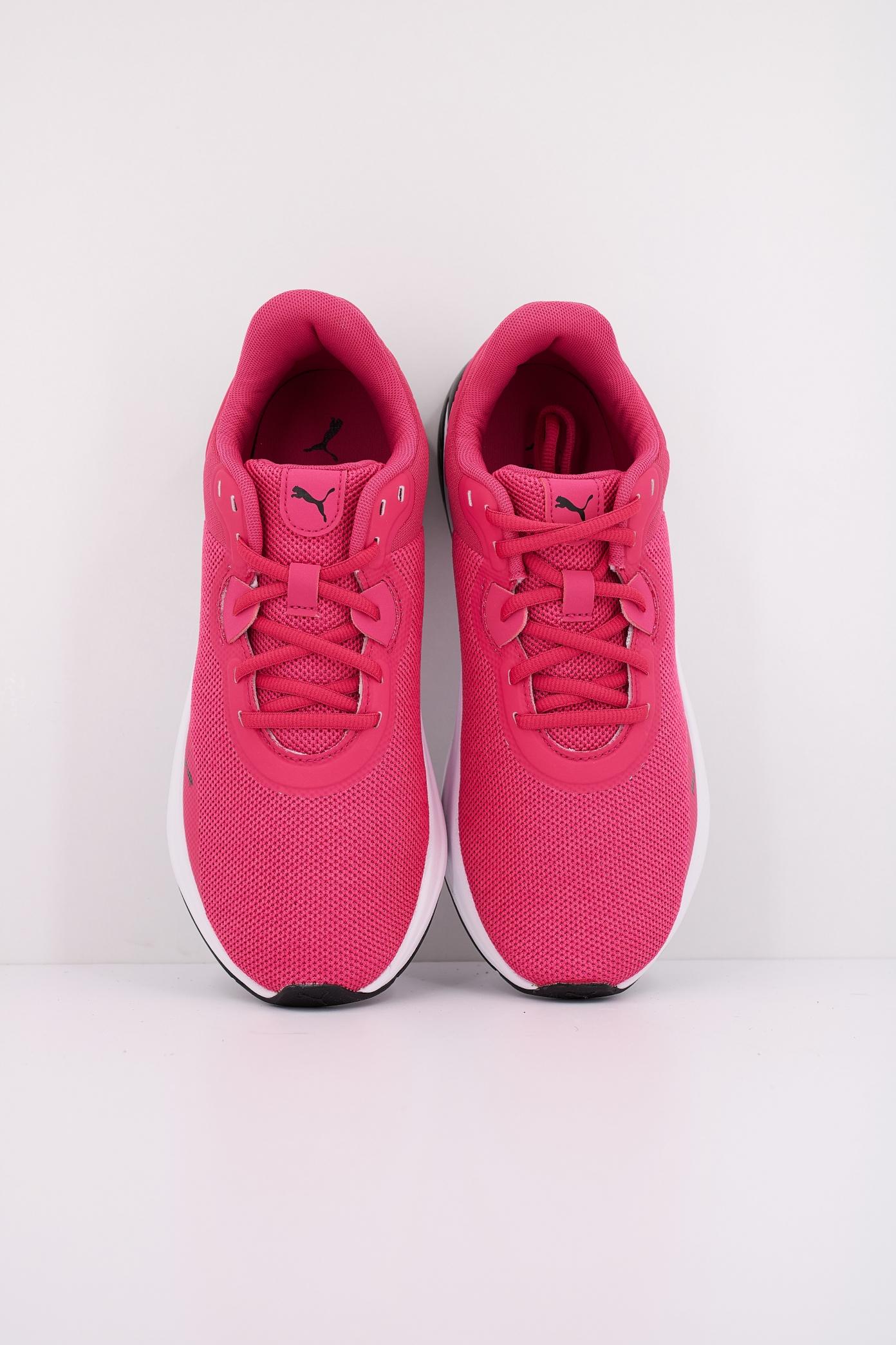 PUMA DISPERSE XT  KNIT en color ROSA  (3)