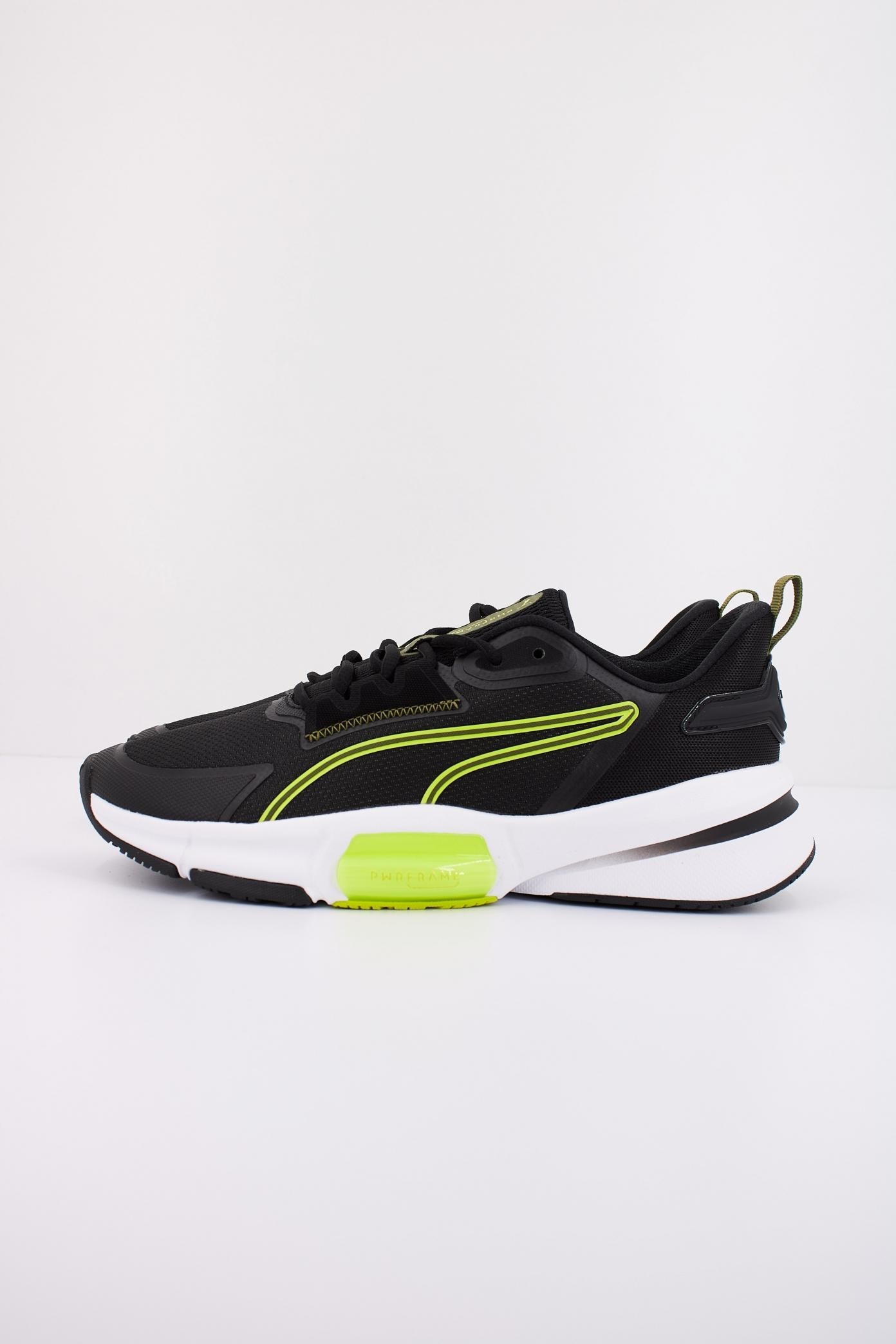 PUMA PWRFRAME TR  en color NEGRO  (1)