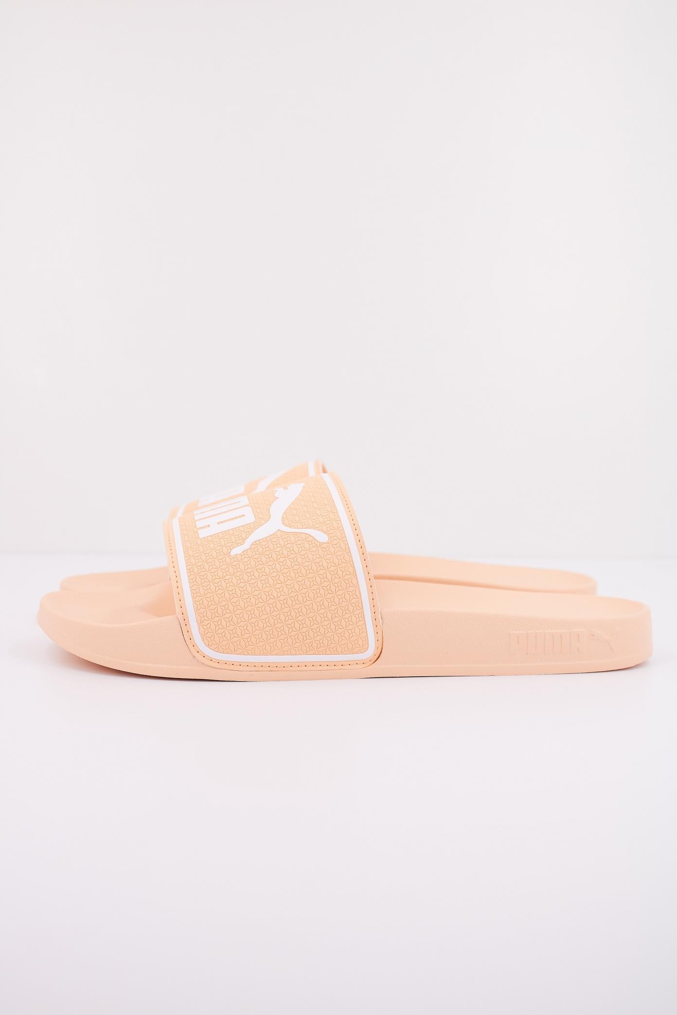 PUMA LEADCAT . en color NARANJA  (1)