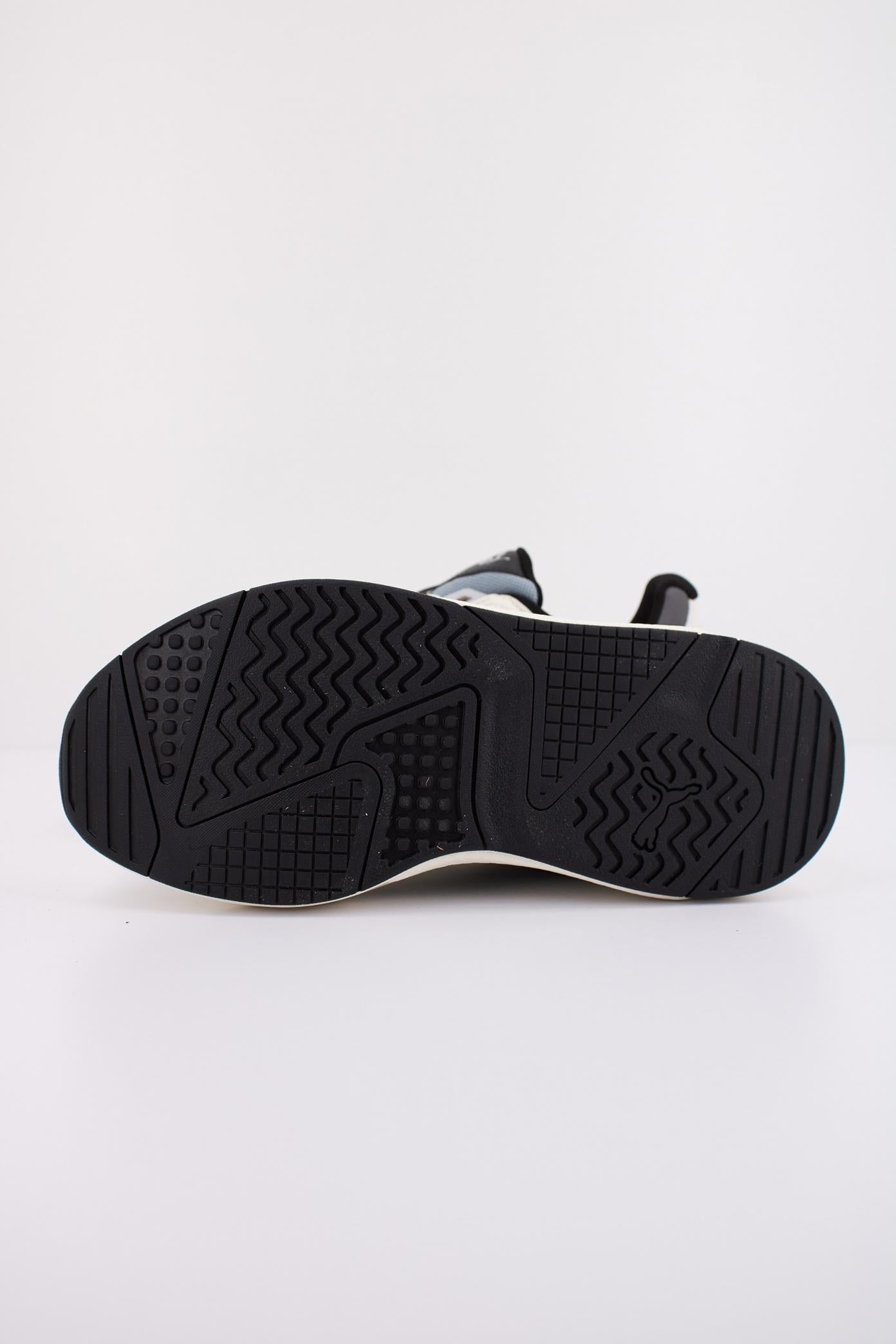 PUMA X-RAY SPEED JR en color GRIS  (5)
