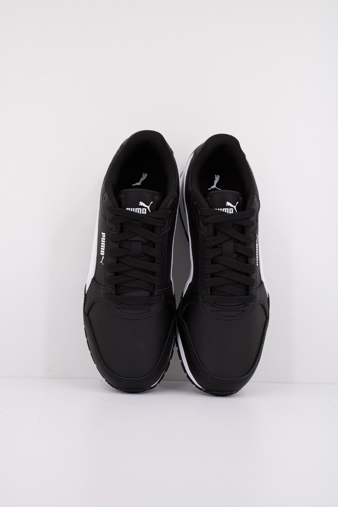 PUMA ST RUNNER V L JR en color NEGRO  (3)