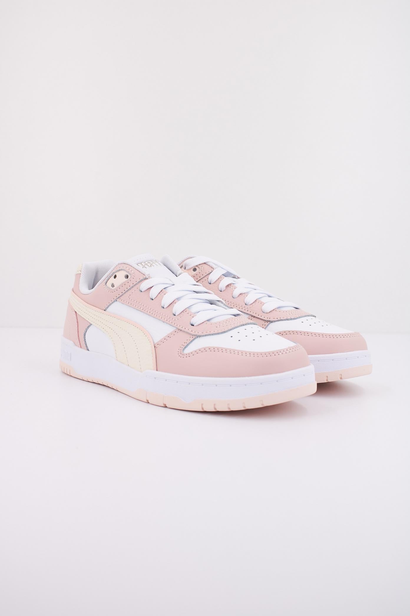 PUMA RBD GAME LOW en color BLANCO  (2)