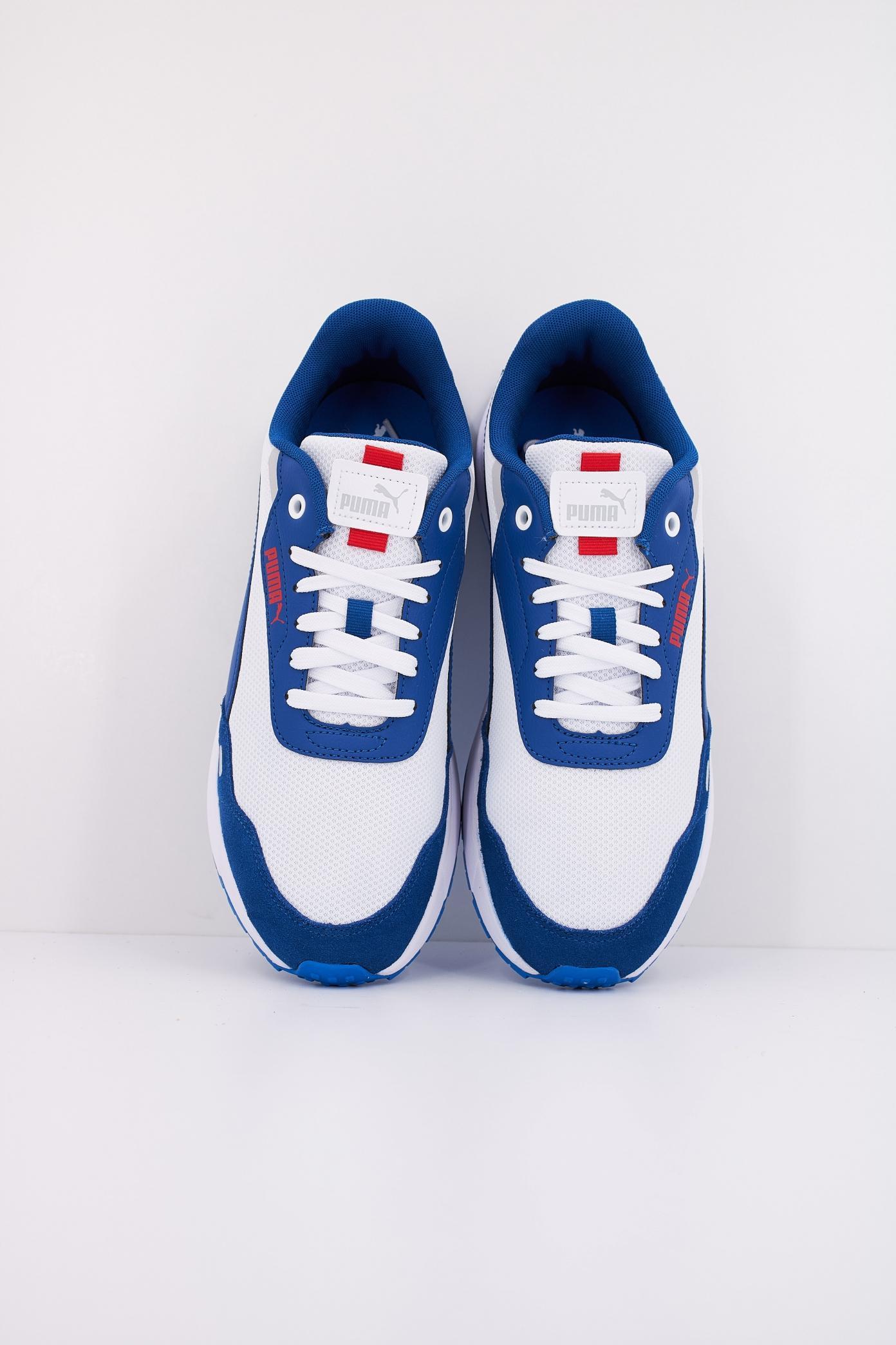PUMA RUNTAMED en color BLANCO  (3)