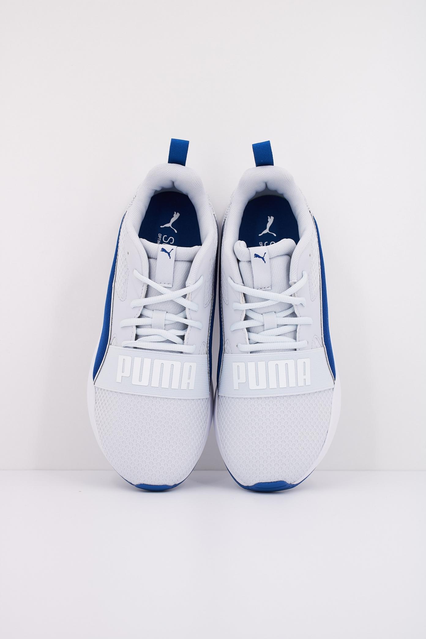 PUMA  WIRED RUN PURE en color GRIS  (3)