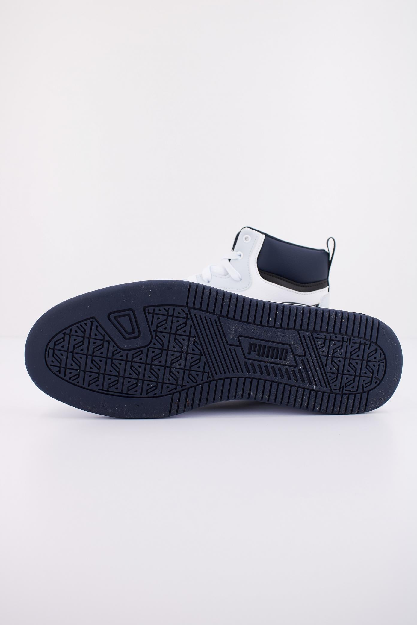 PUMA  CAVEN . MID en color BLANCO  (5)