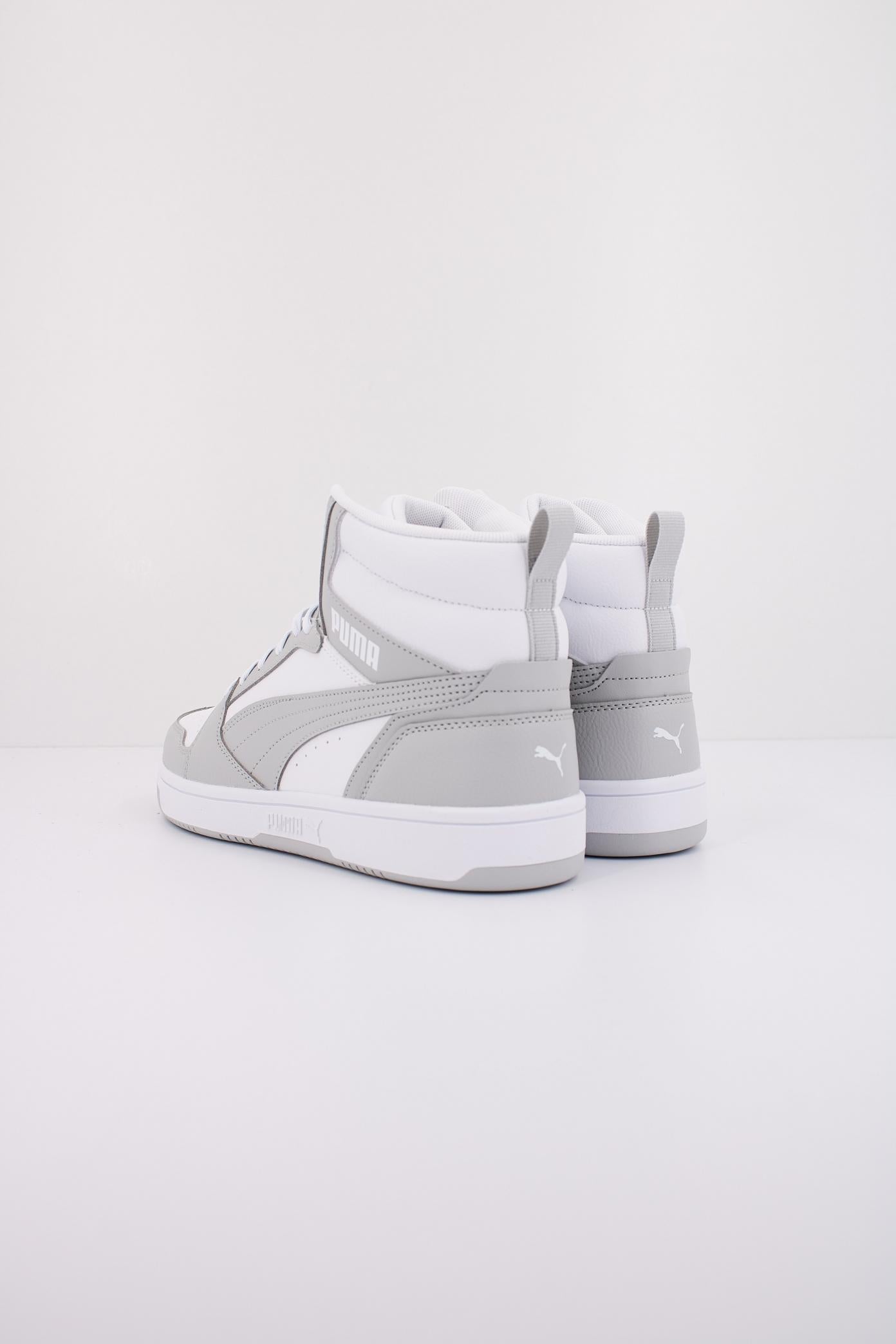 PUMA REBOUND V en color BLANCO  (4)