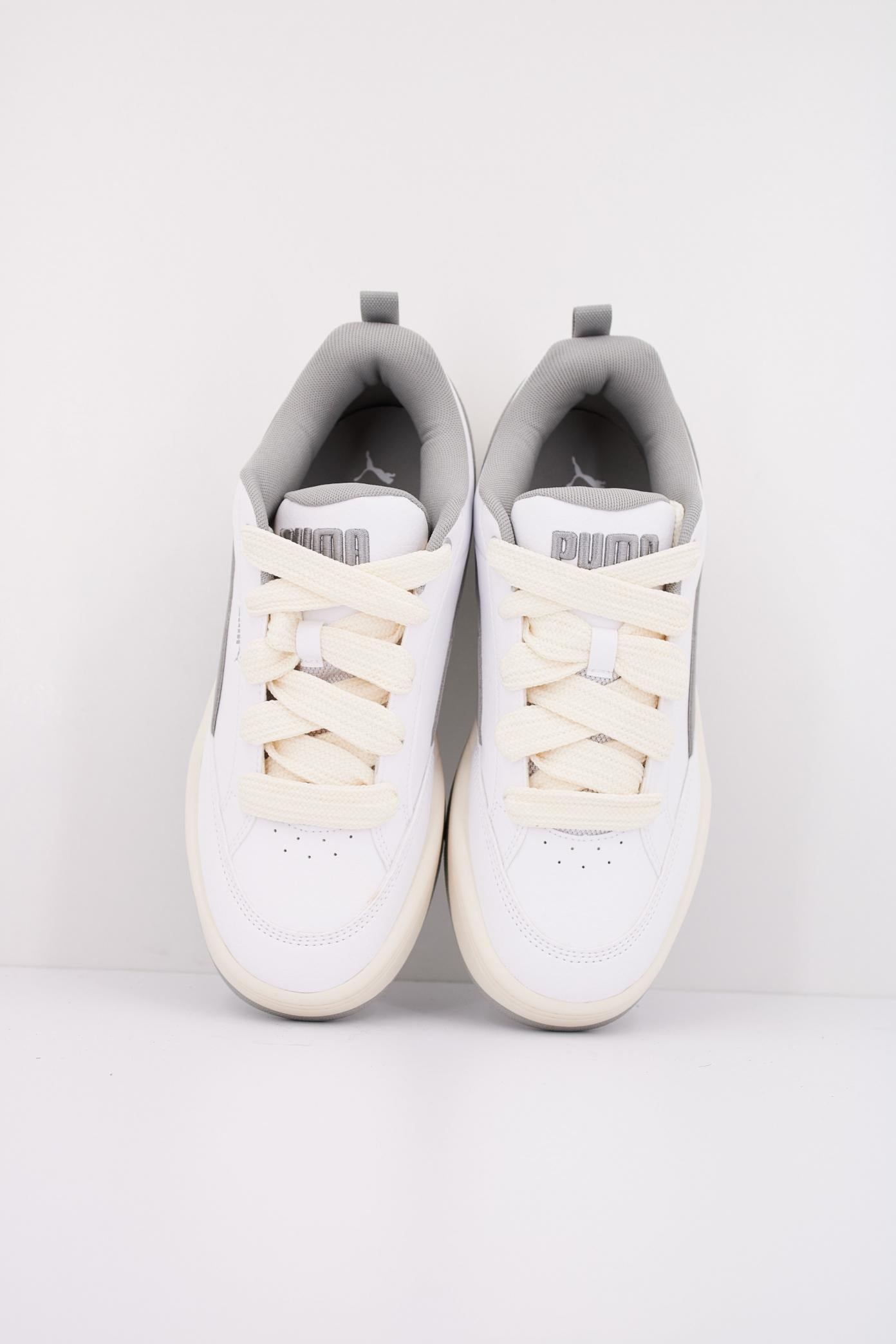 PUMA PARK LIFESTYLE en color BLANCO  (3)