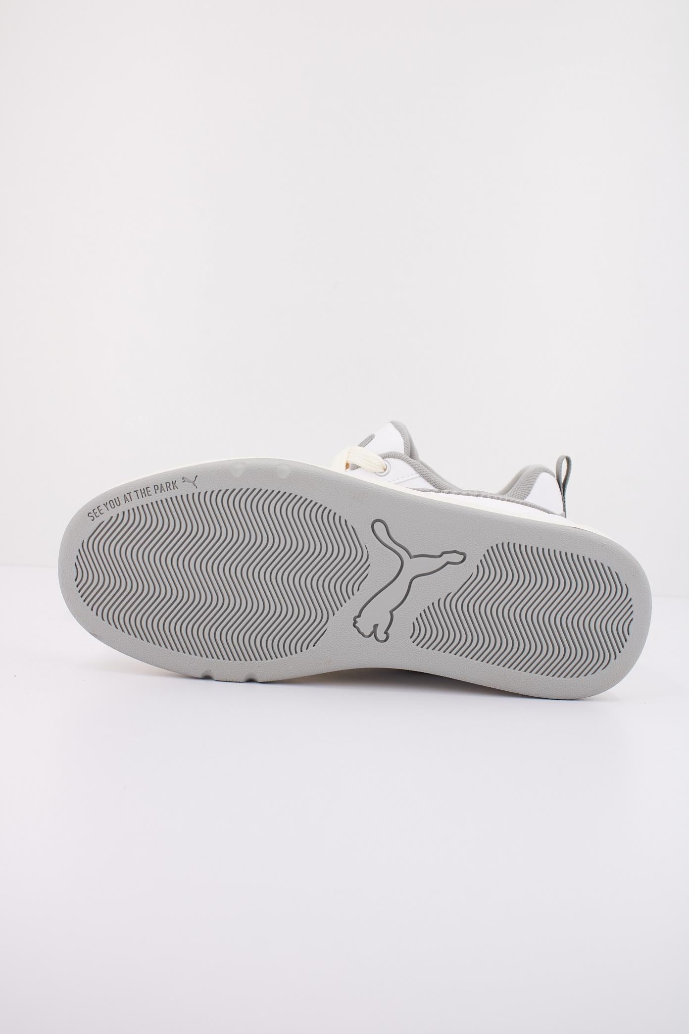 PUMA PARK LIFESTYLE en color BLANCO  (5)
