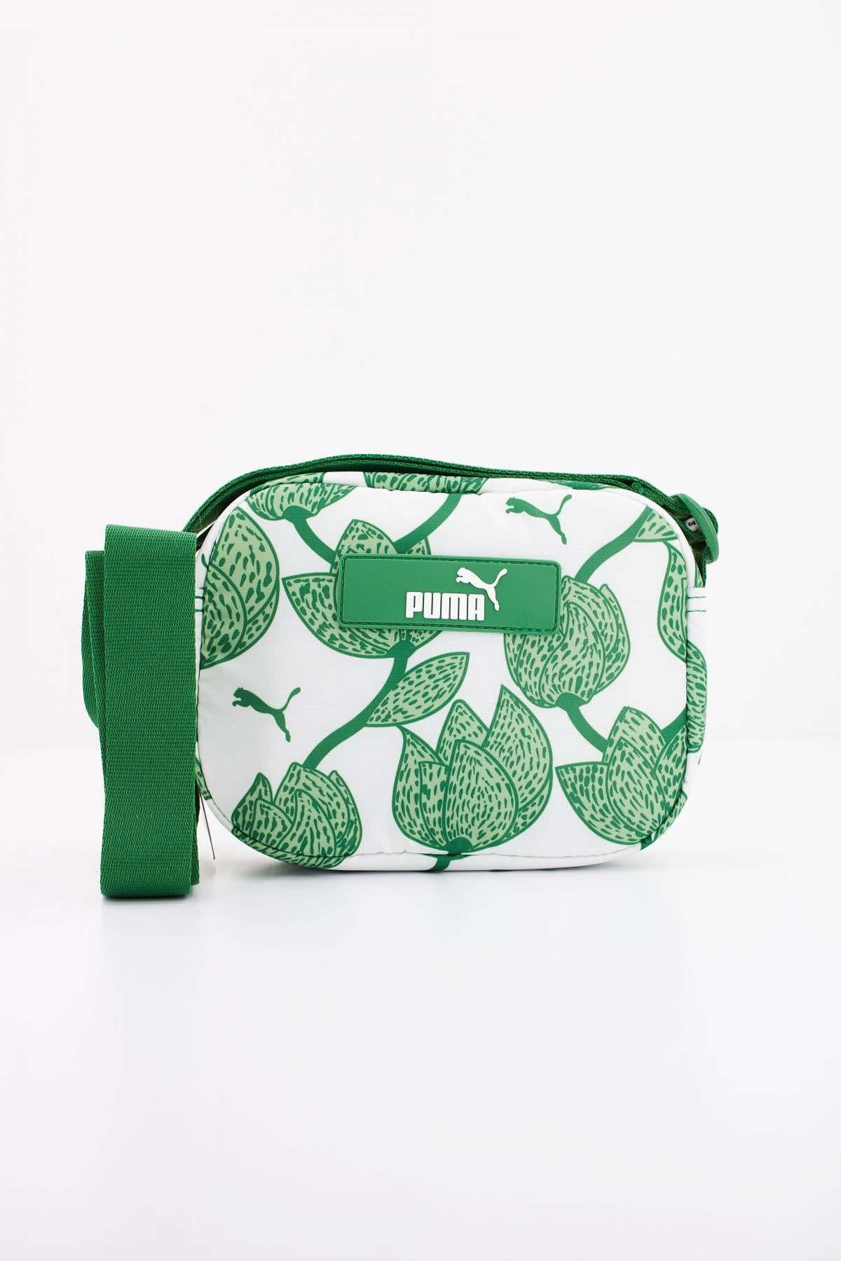 PUMA CORE POP CROSS BODY BAG en color VERDE  (1)