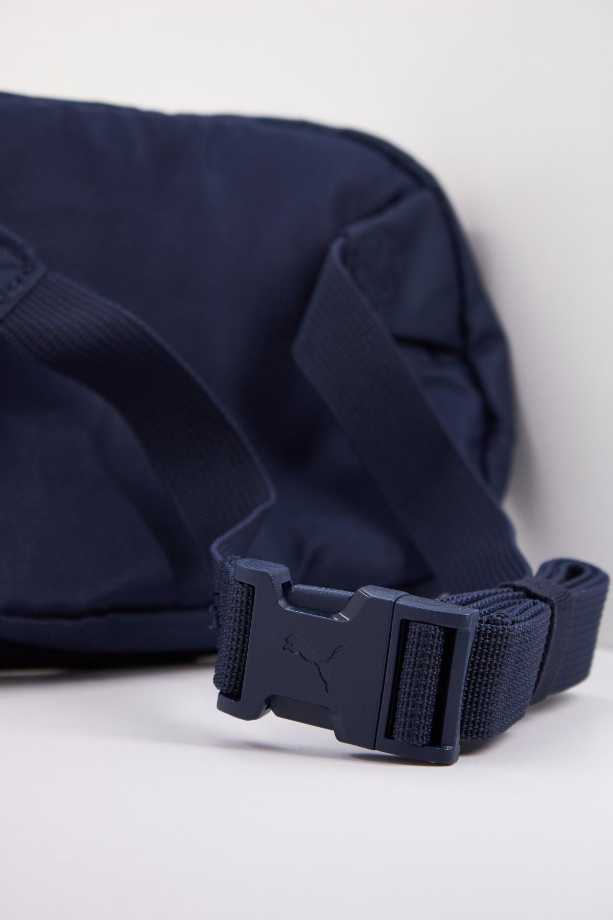 PUMA PHASE WAIST BAG en color AZUL  (5)