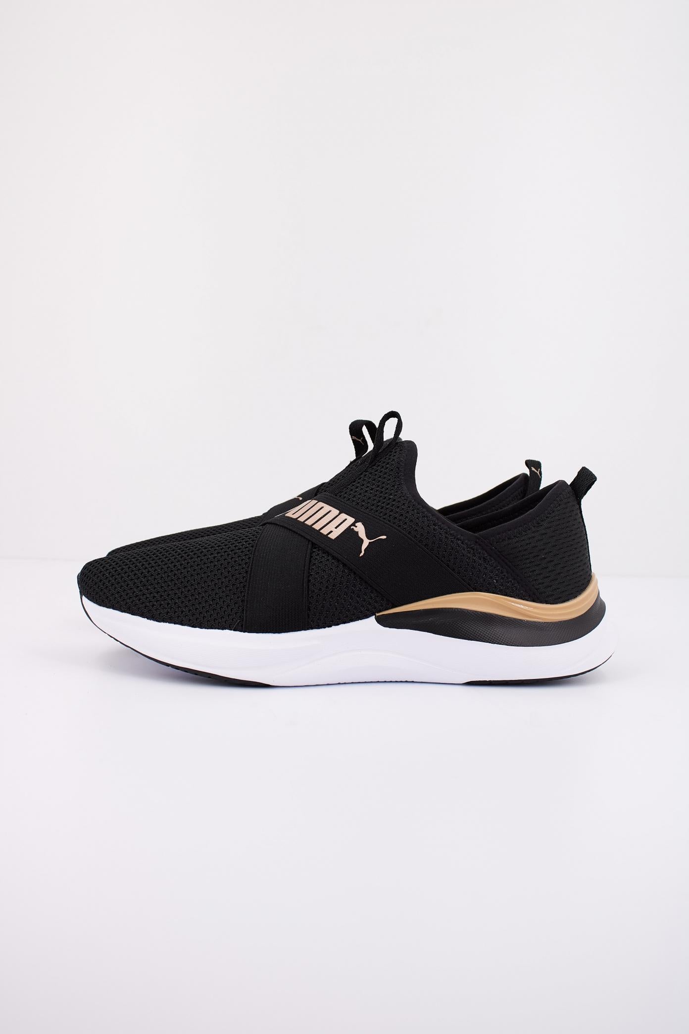 PUMA SOFTRIDE HARMONY SLIP WNS en color NEGRO  (1)