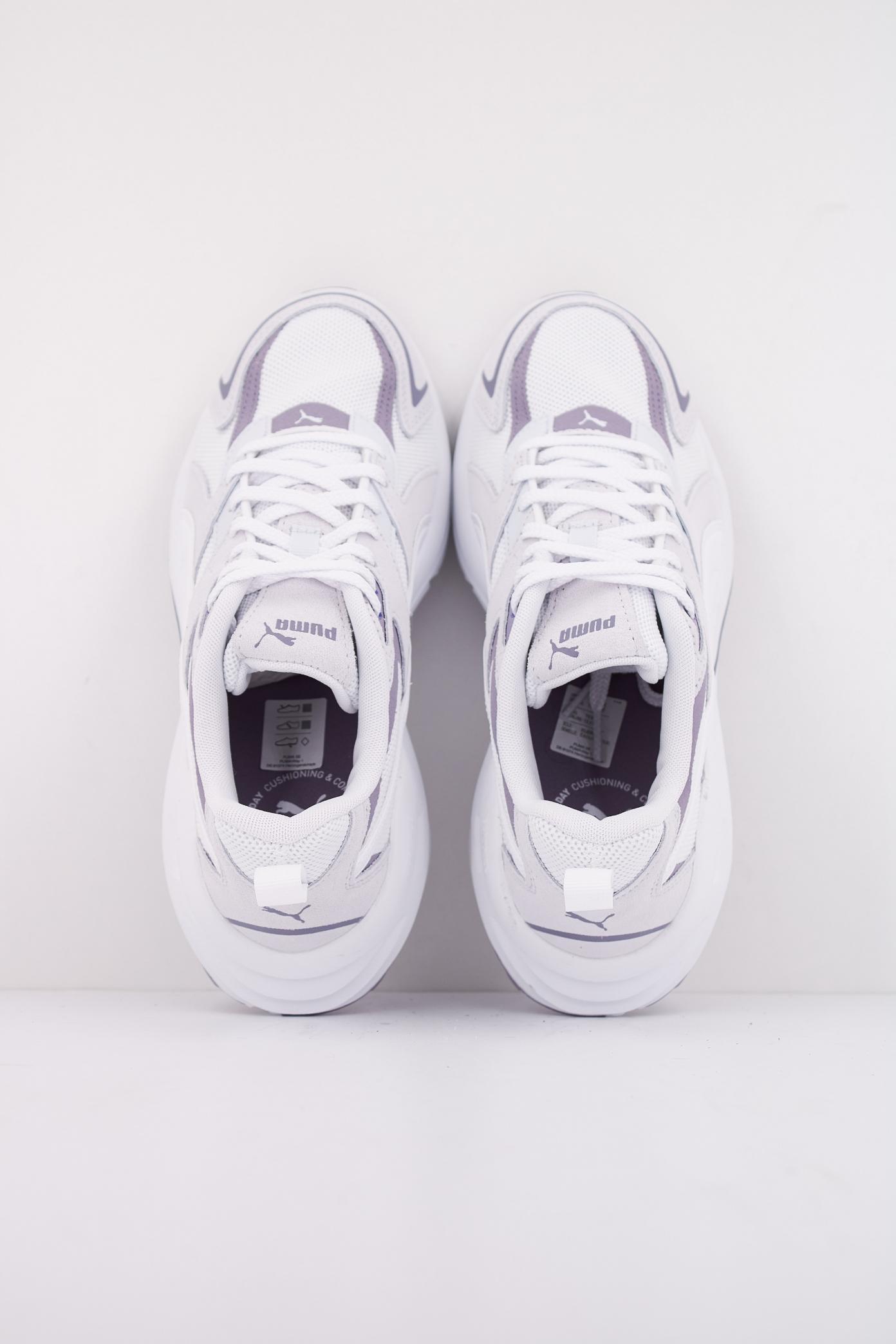 PUMA HYPNOTIC LS en color BLANCO  (3)