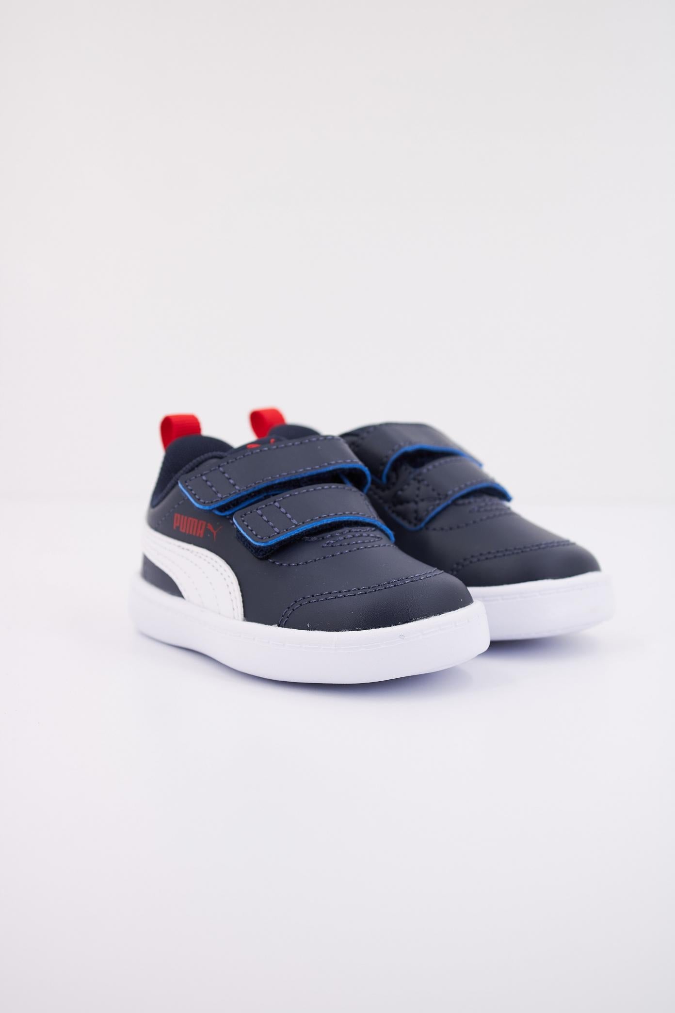PUMA COURTFLEX V V INF en color AZUL  (2)