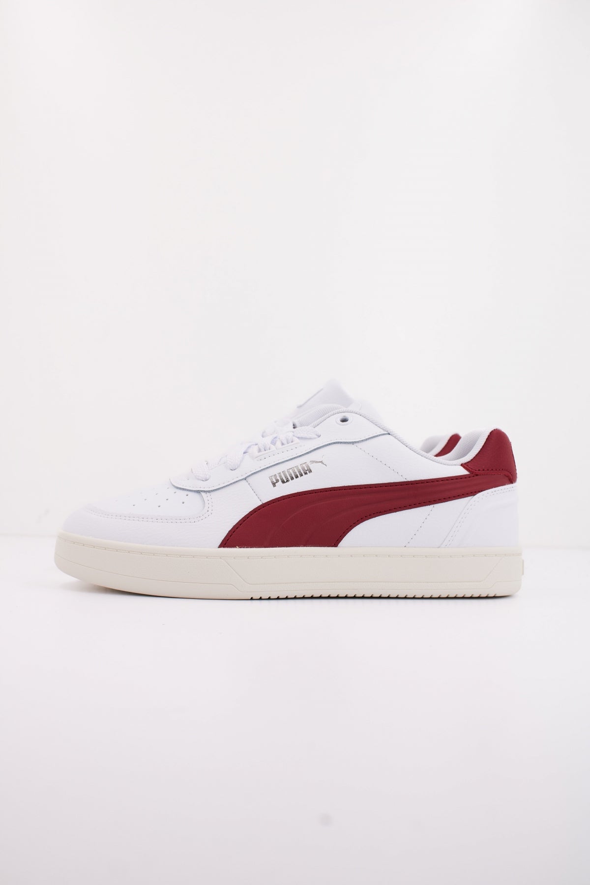 PUMA CAVEN . LUX en color BLANCO  (1)