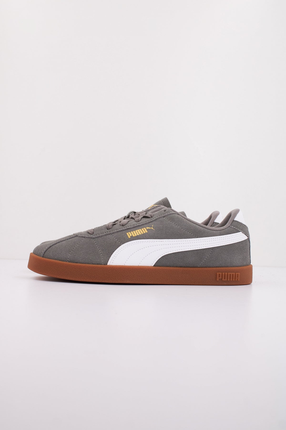 PUMA  CLUB II en color GRIS  (1)