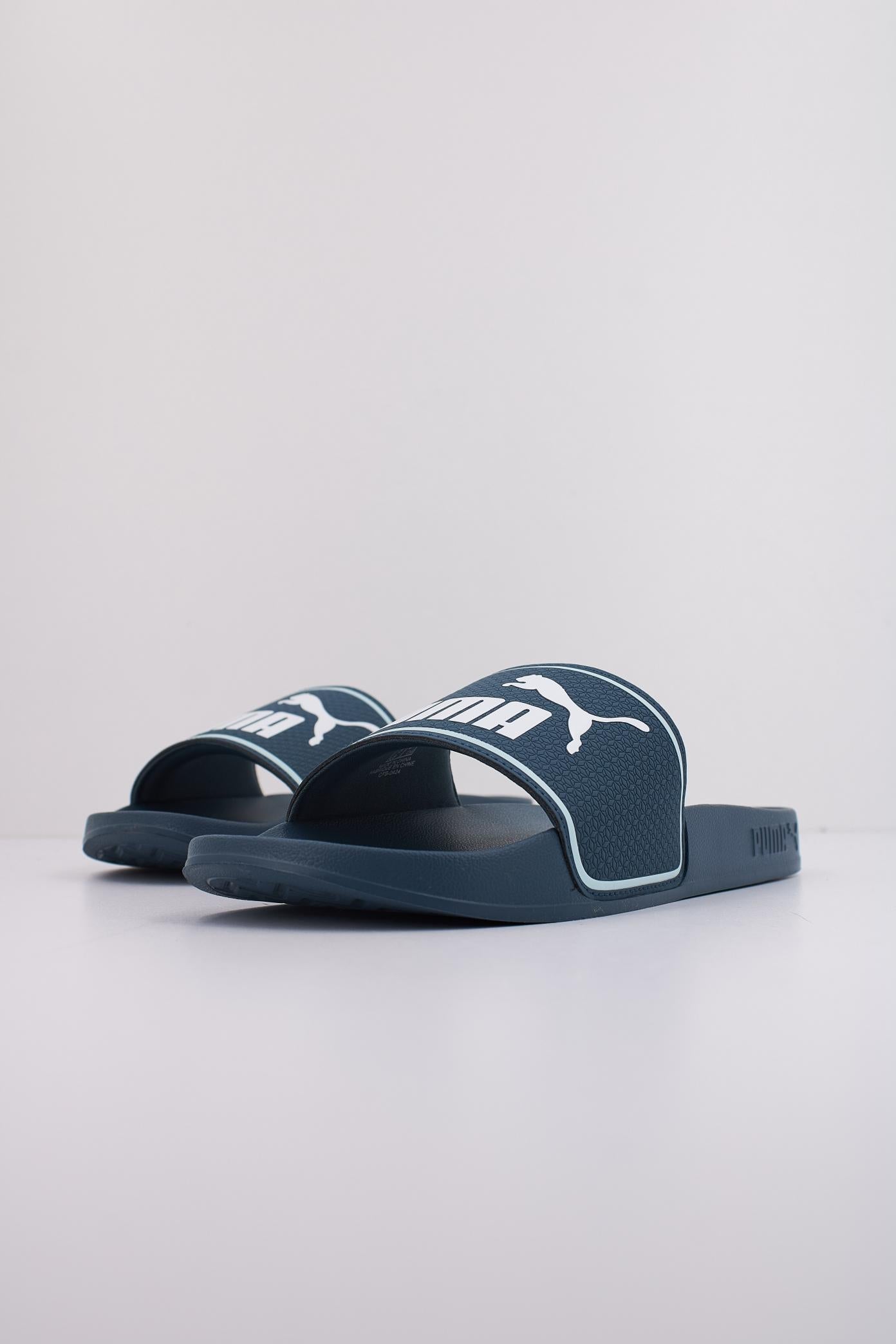 PUMA LEADCAT . en color AZUL  (2)