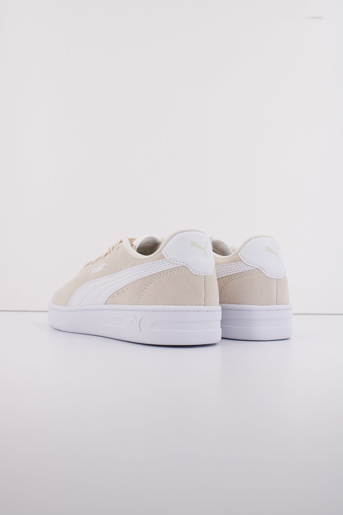 PUMA COURT LALLY SD en color BEIS  (4)