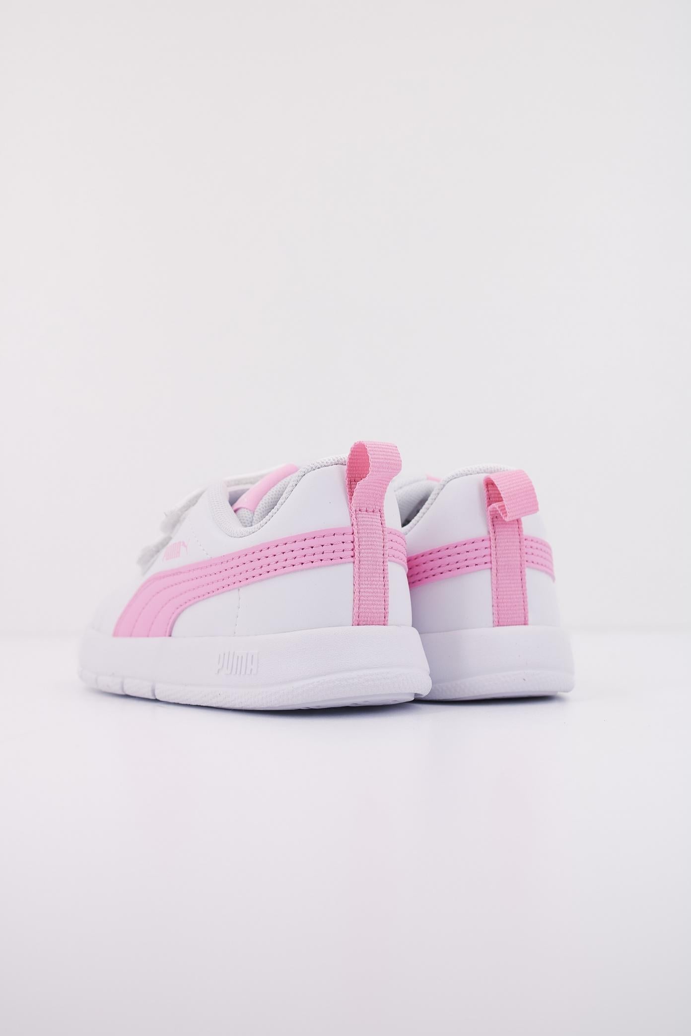 PUMA COURTFLEX V V INF en color BLANCO  (4)