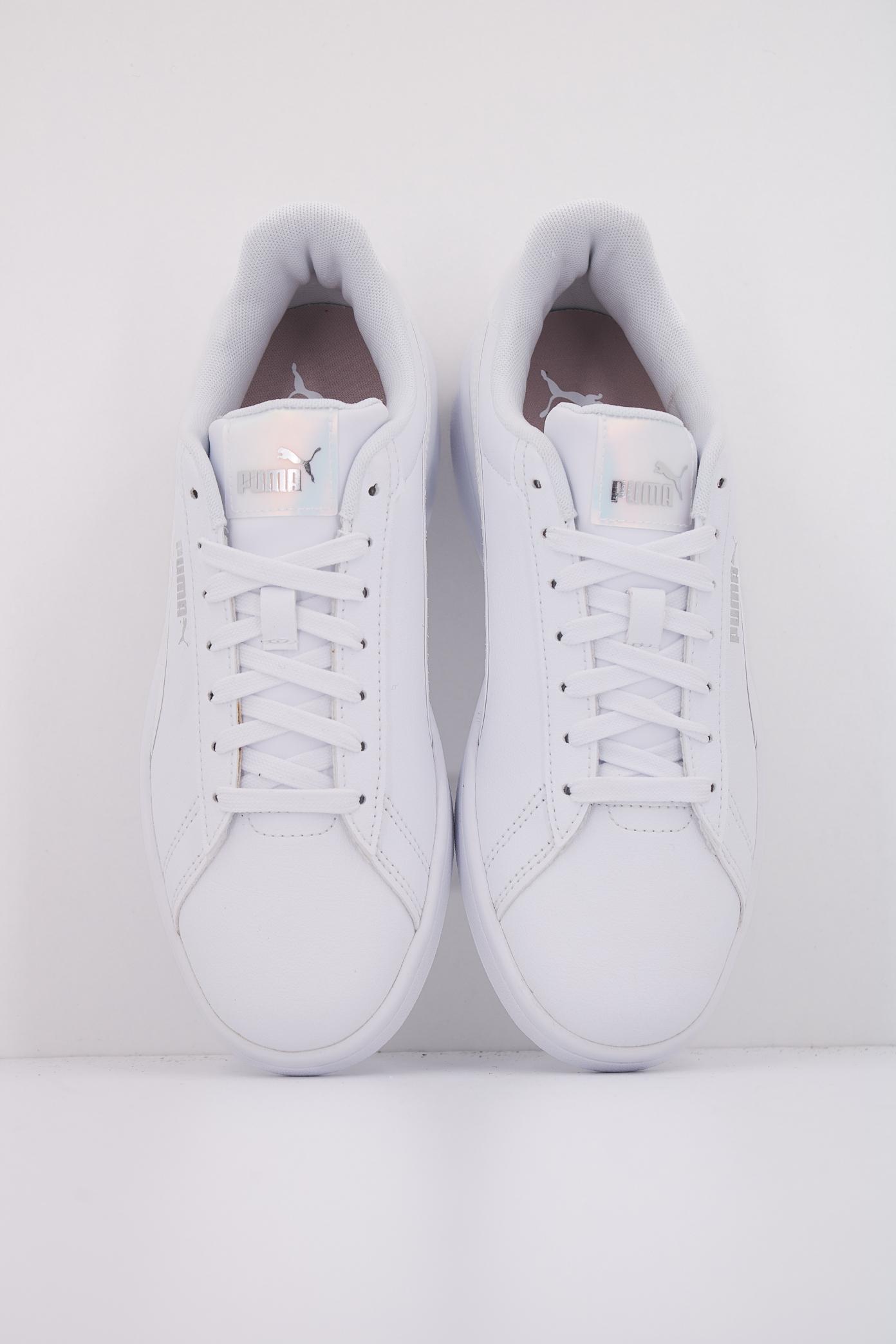 PUMA  SMASH . HOLO . JR en color BLANCO  (3)