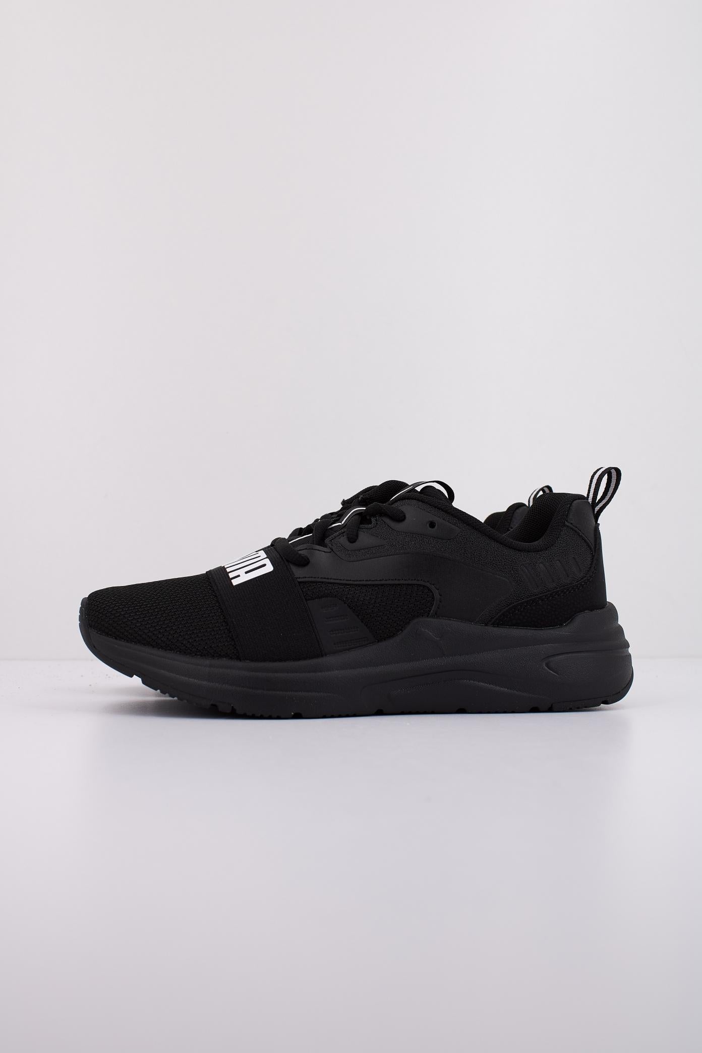 PUMA SOFTRIDE WIRED  JR en color NEGRO  (1)