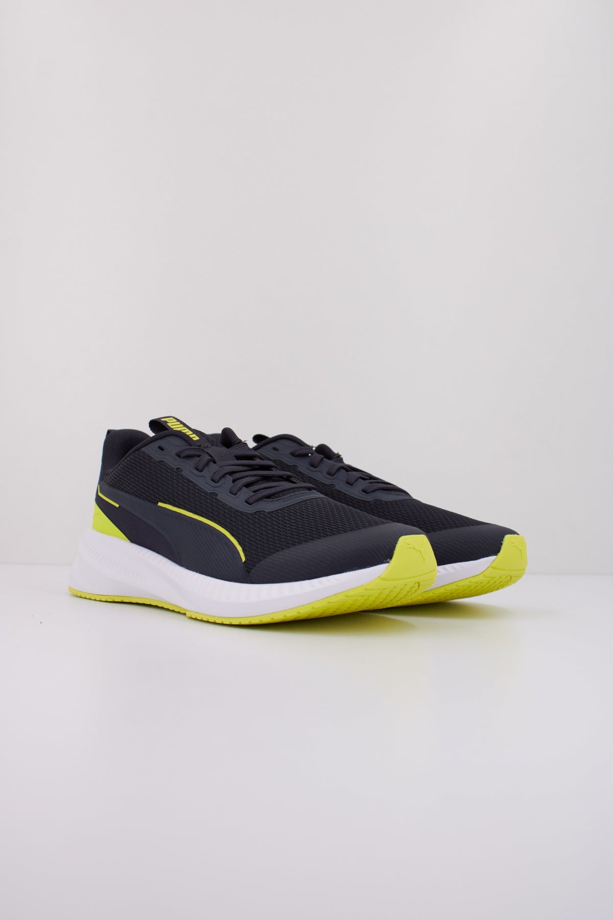 PUMA FLYER LITE  JR en color AZUL  (2)