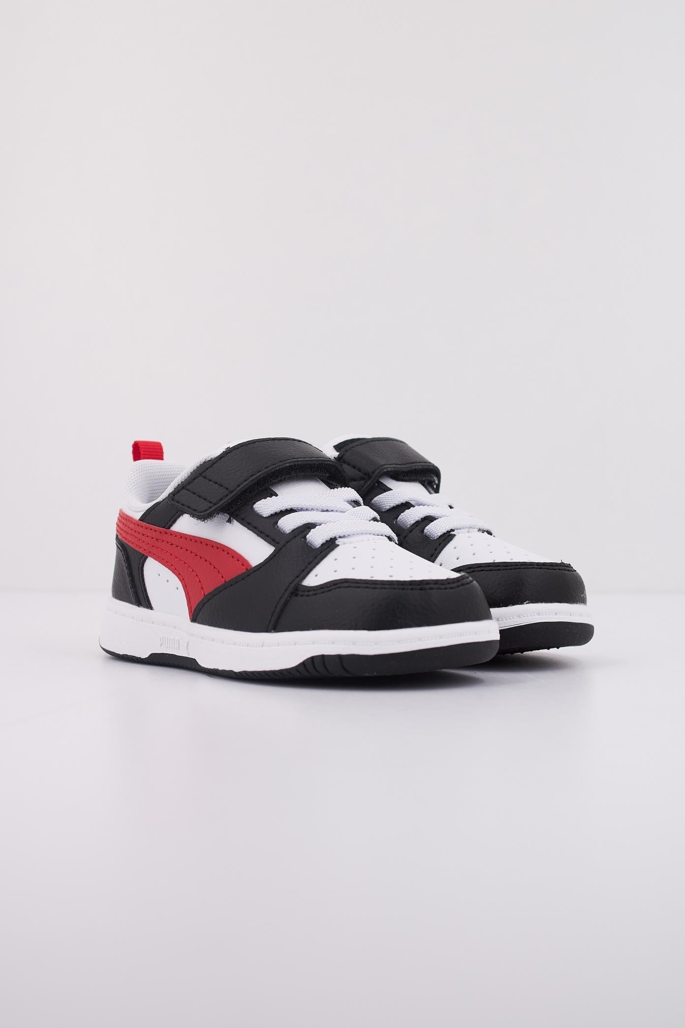 PUMA REBOUND V LO AC+ INF en color BLANCO  (2)