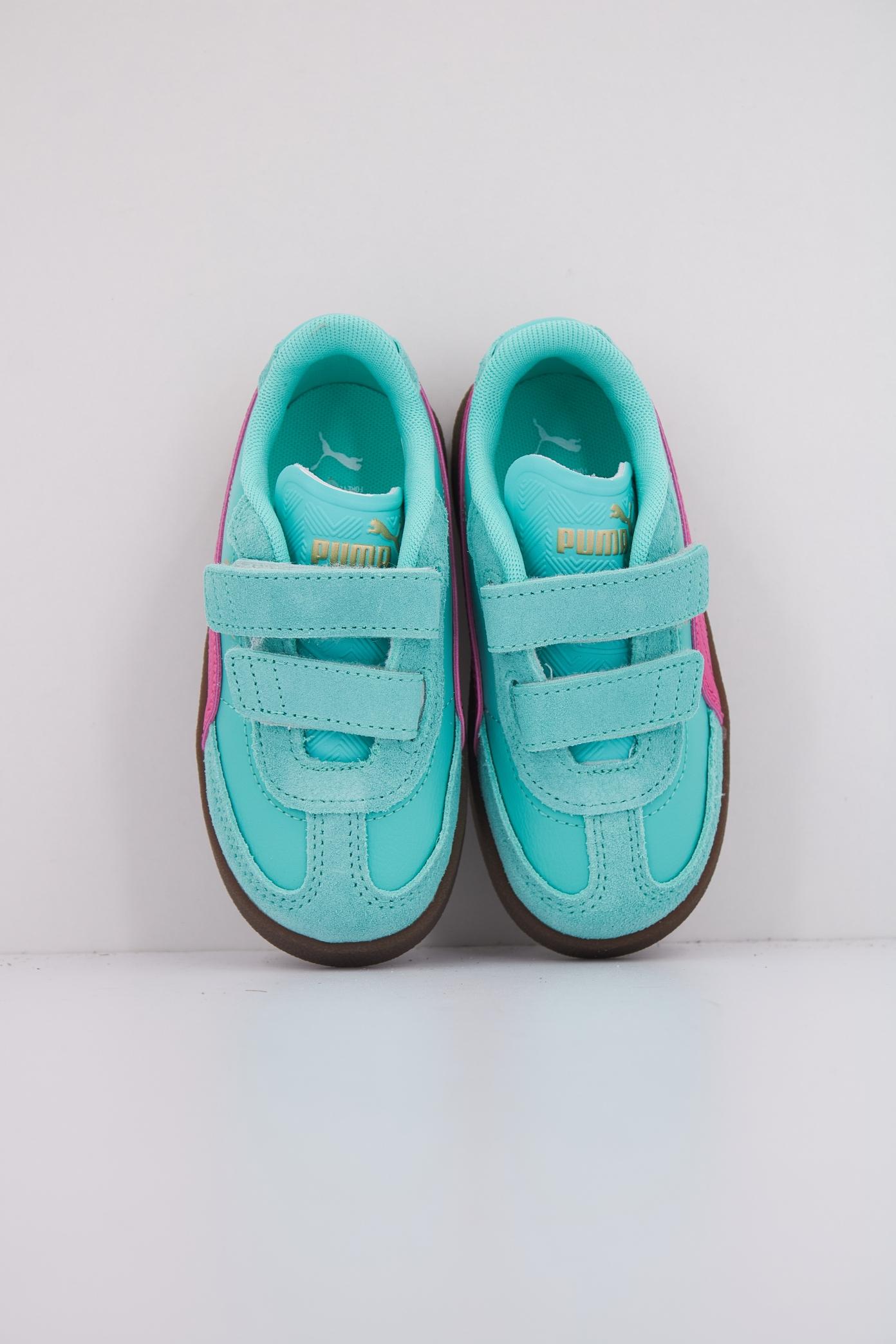 PUMA CLUB II ERA V INF en color AZUL  (3)