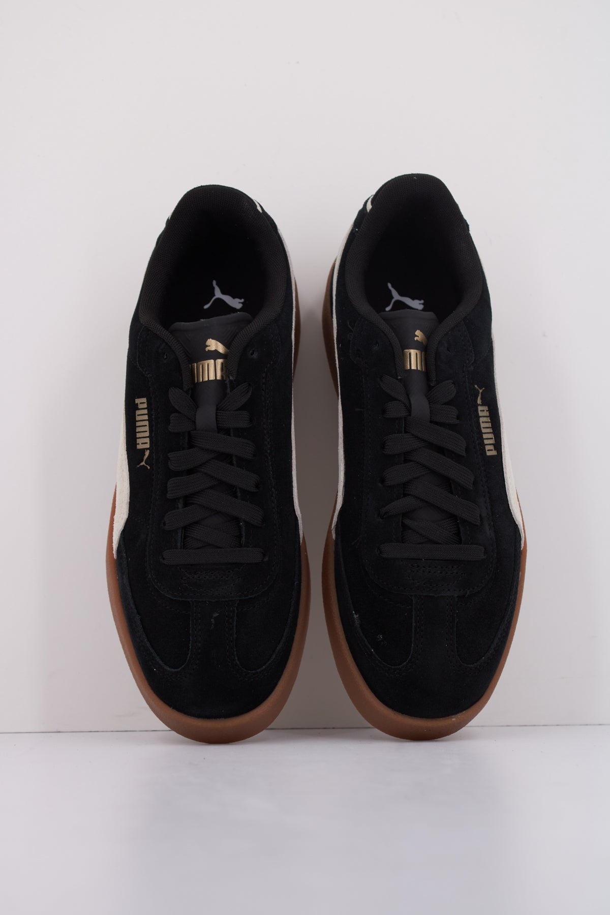 PUMA CLUB II ERA SUEDE en color NEGRO  (3)