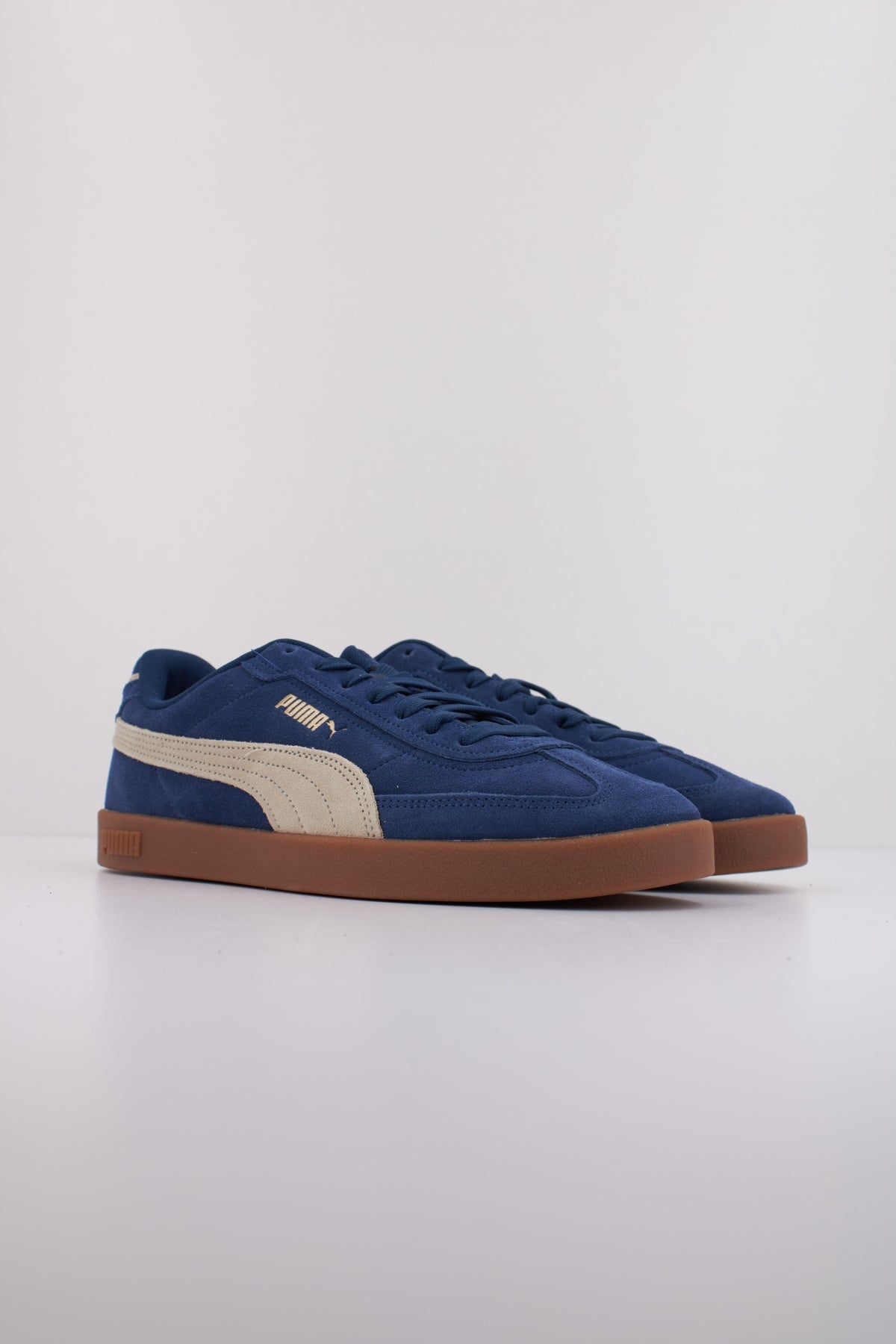 PUMA PUMA CLUB II ERA SUEDE en color AZUL  (2)