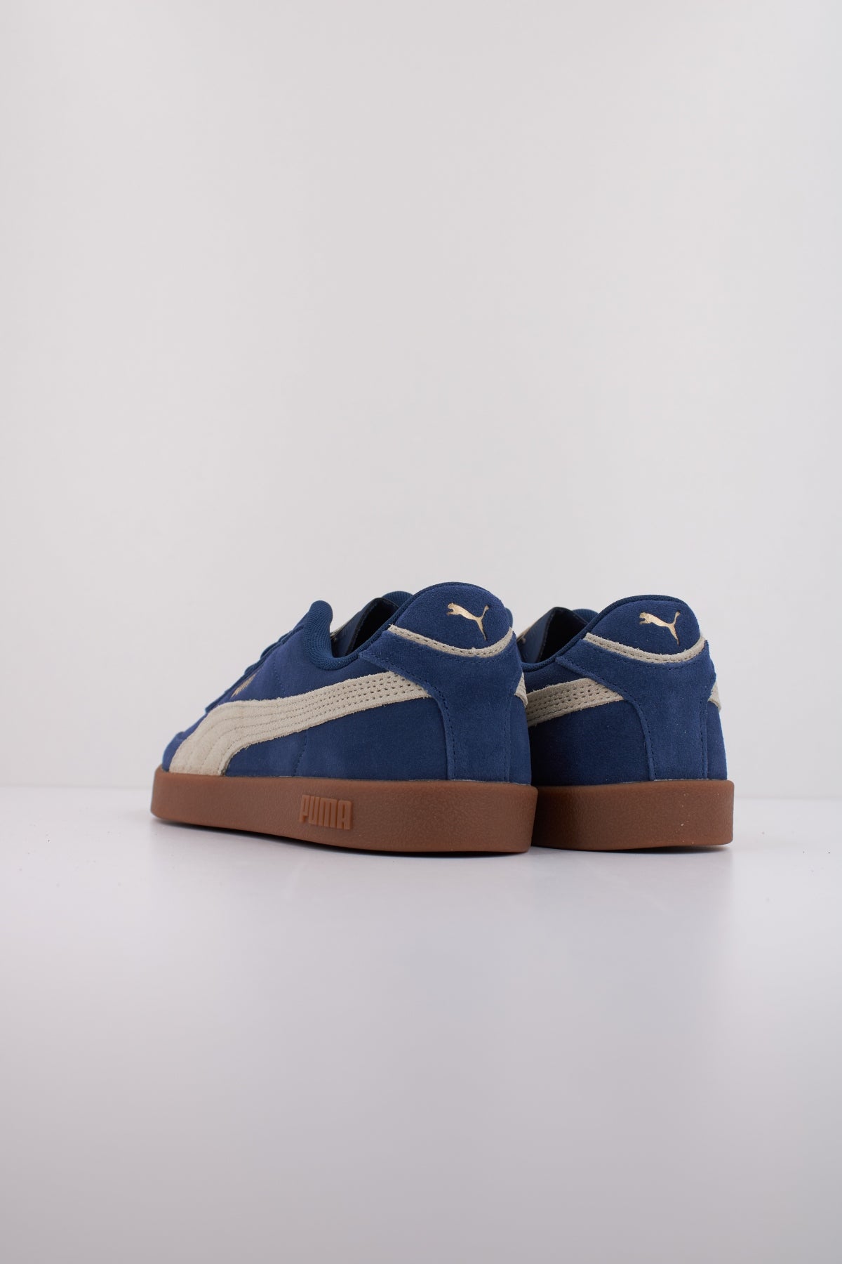 PUMA PUMA CLUB II ERA SUEDE en color AZUL  (4)