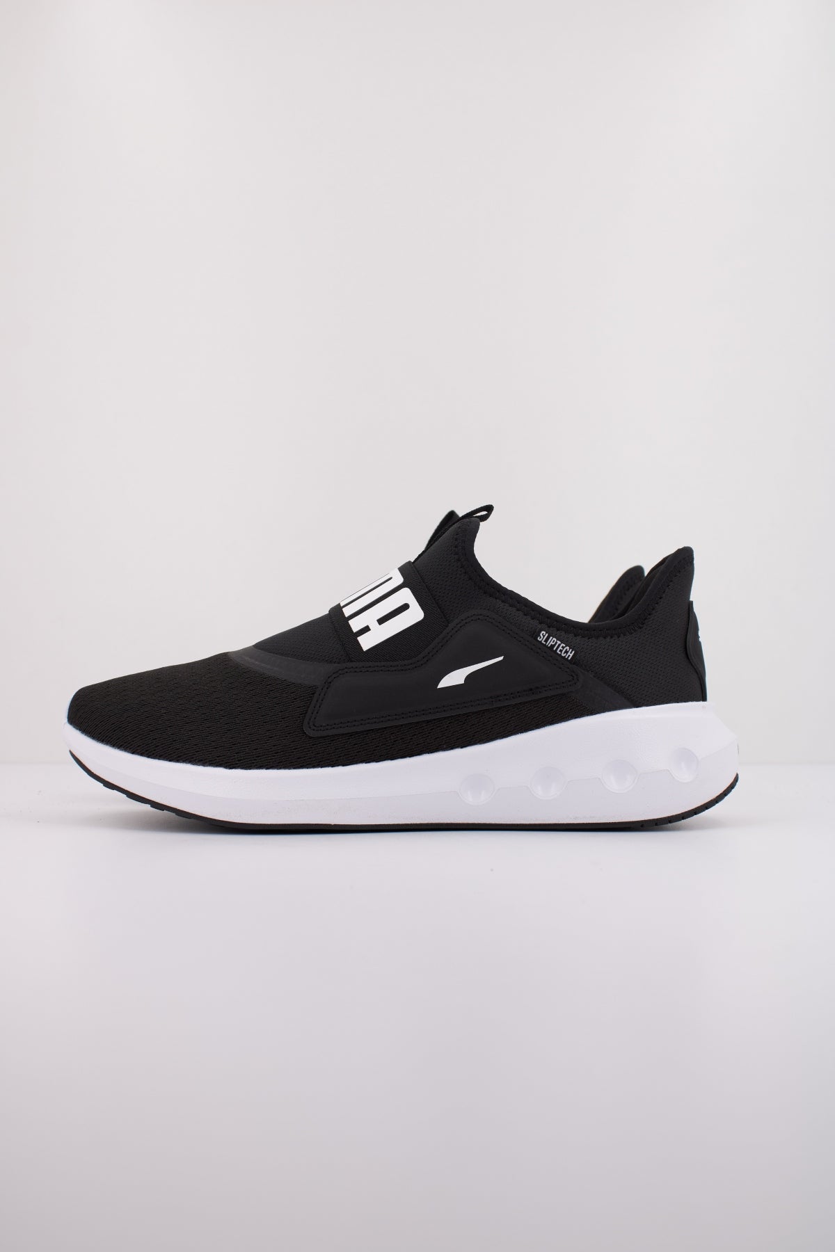 PUMA SOFTRIDE CARSON SLIPTECH I en color NEGRO  (1)
