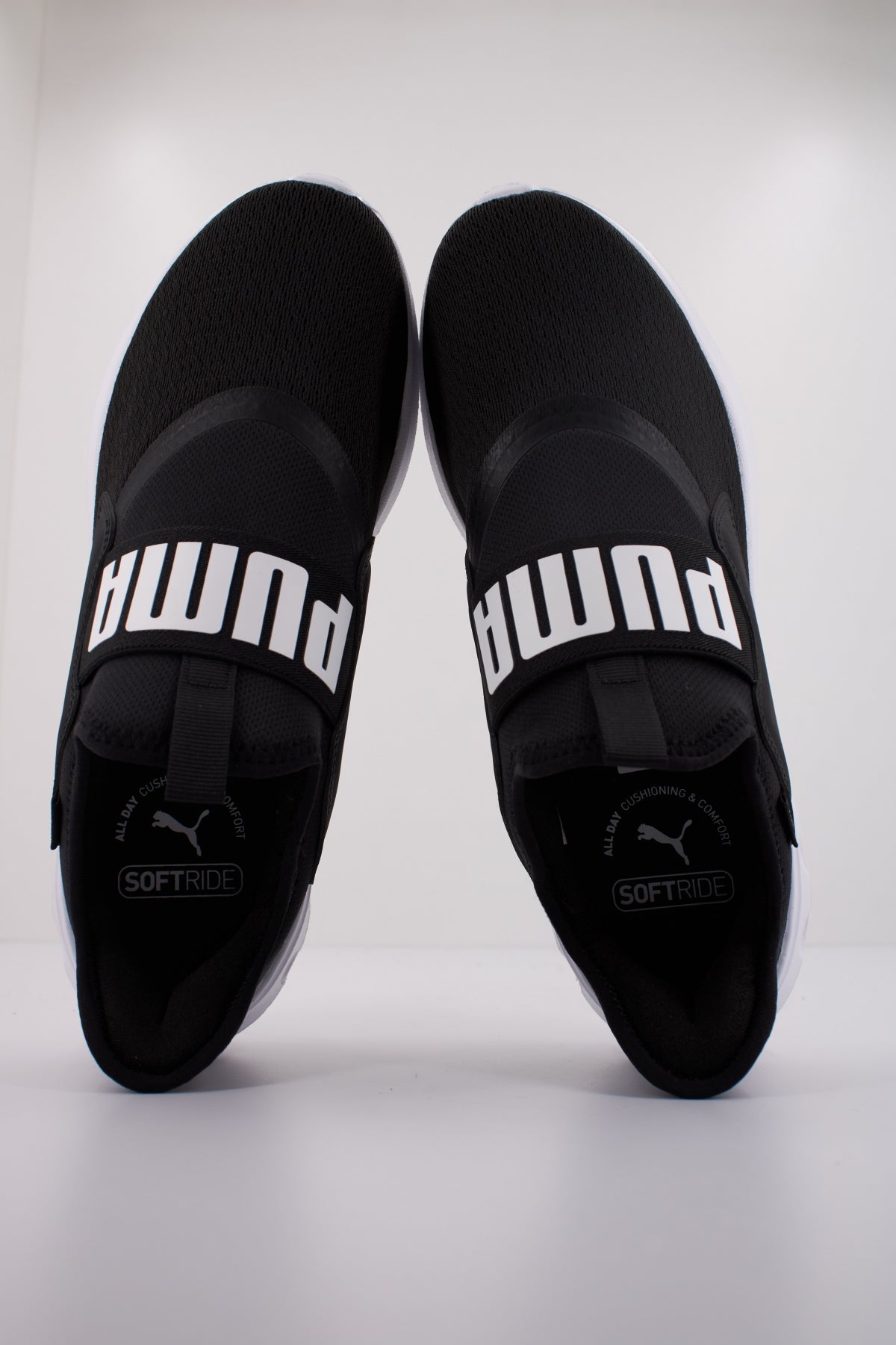 PUMA SOFTRIDE CARSON SLIPTECH I en color NEGRO  (3)