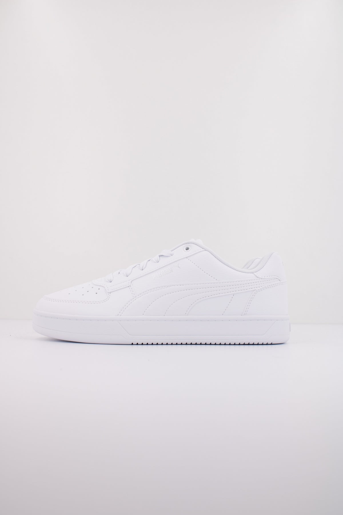 PUMA CAVEN . en color BLANCO  (1)