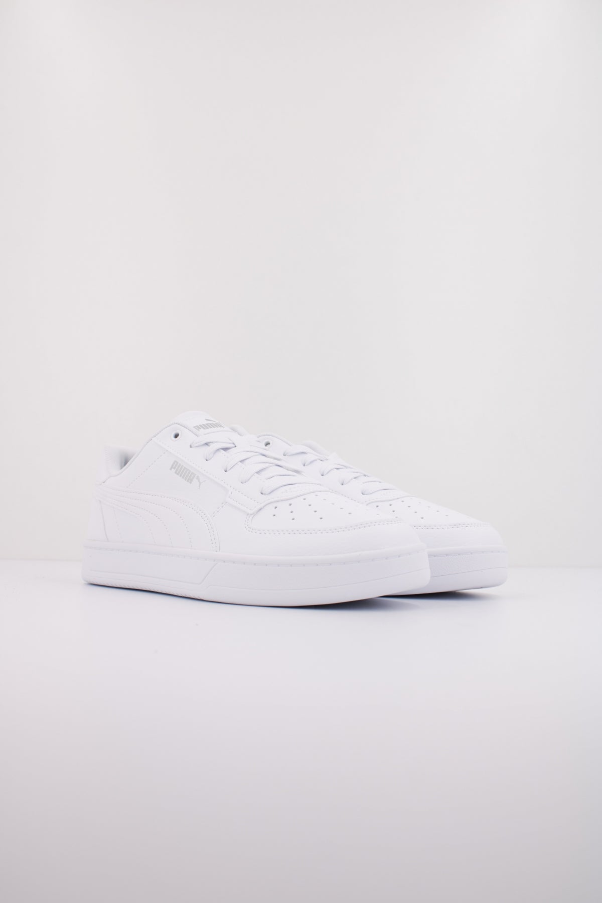 PUMA CAVEN . en color BLANCO  (2)