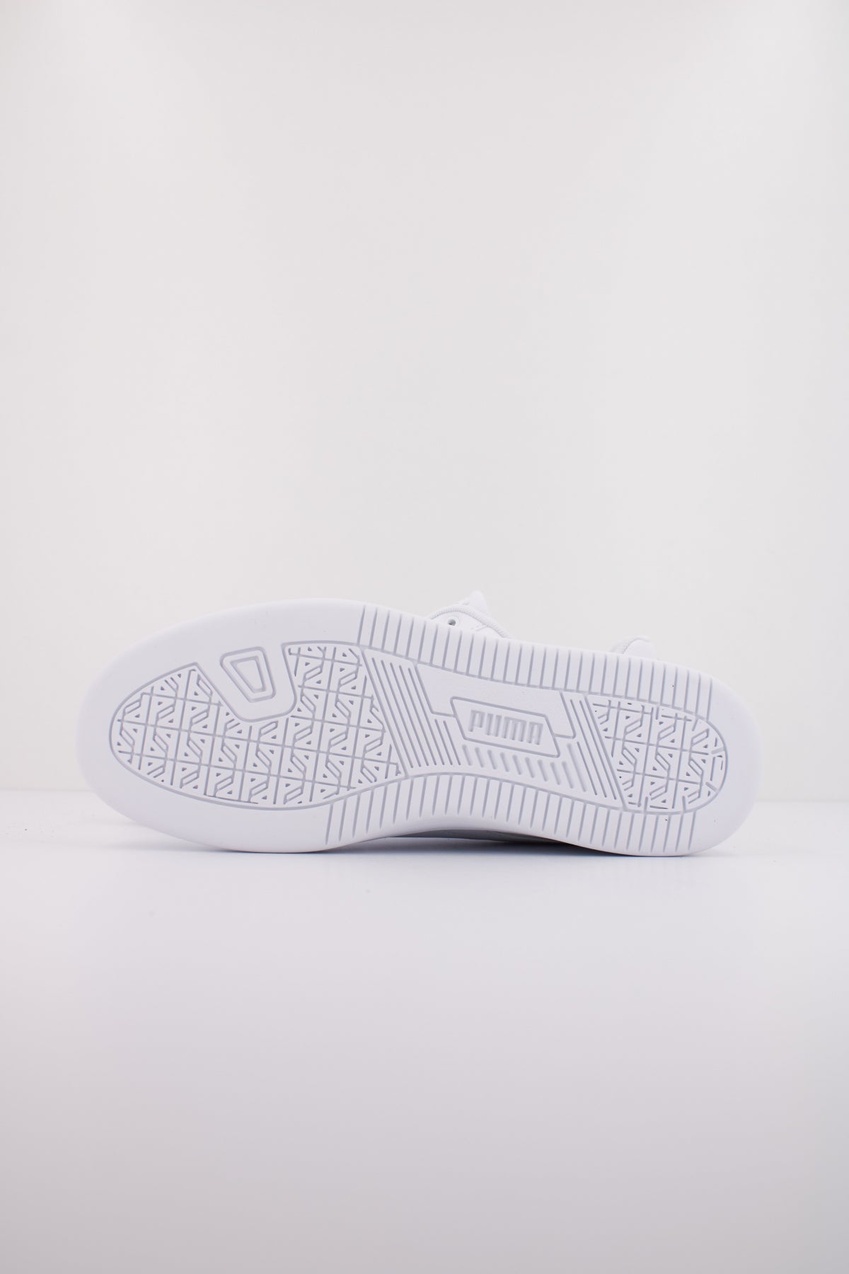 PUMA CAVEN . en color BLANCO  (5)